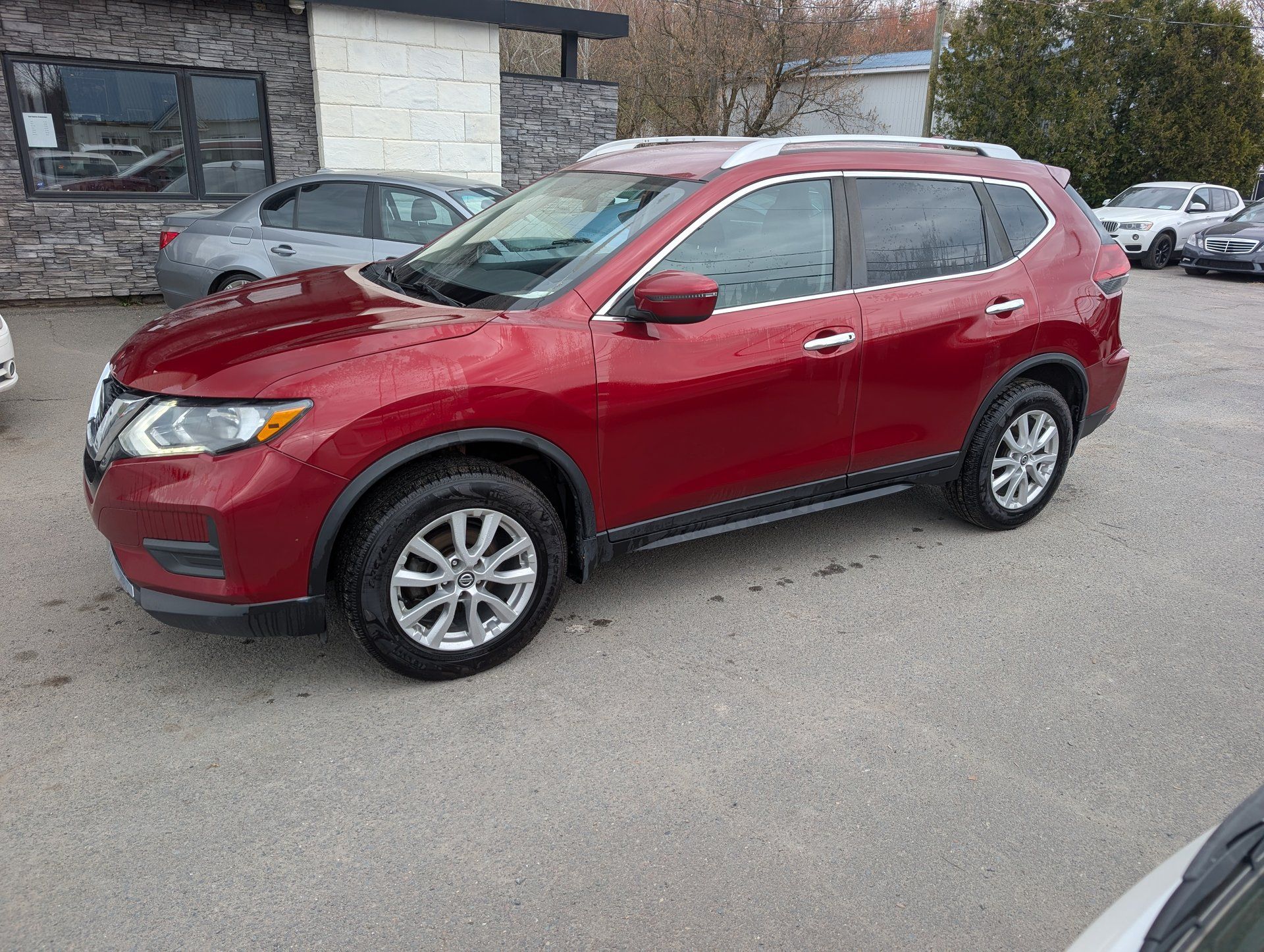 Nissan Rogue 2020 - Thumbnail 2