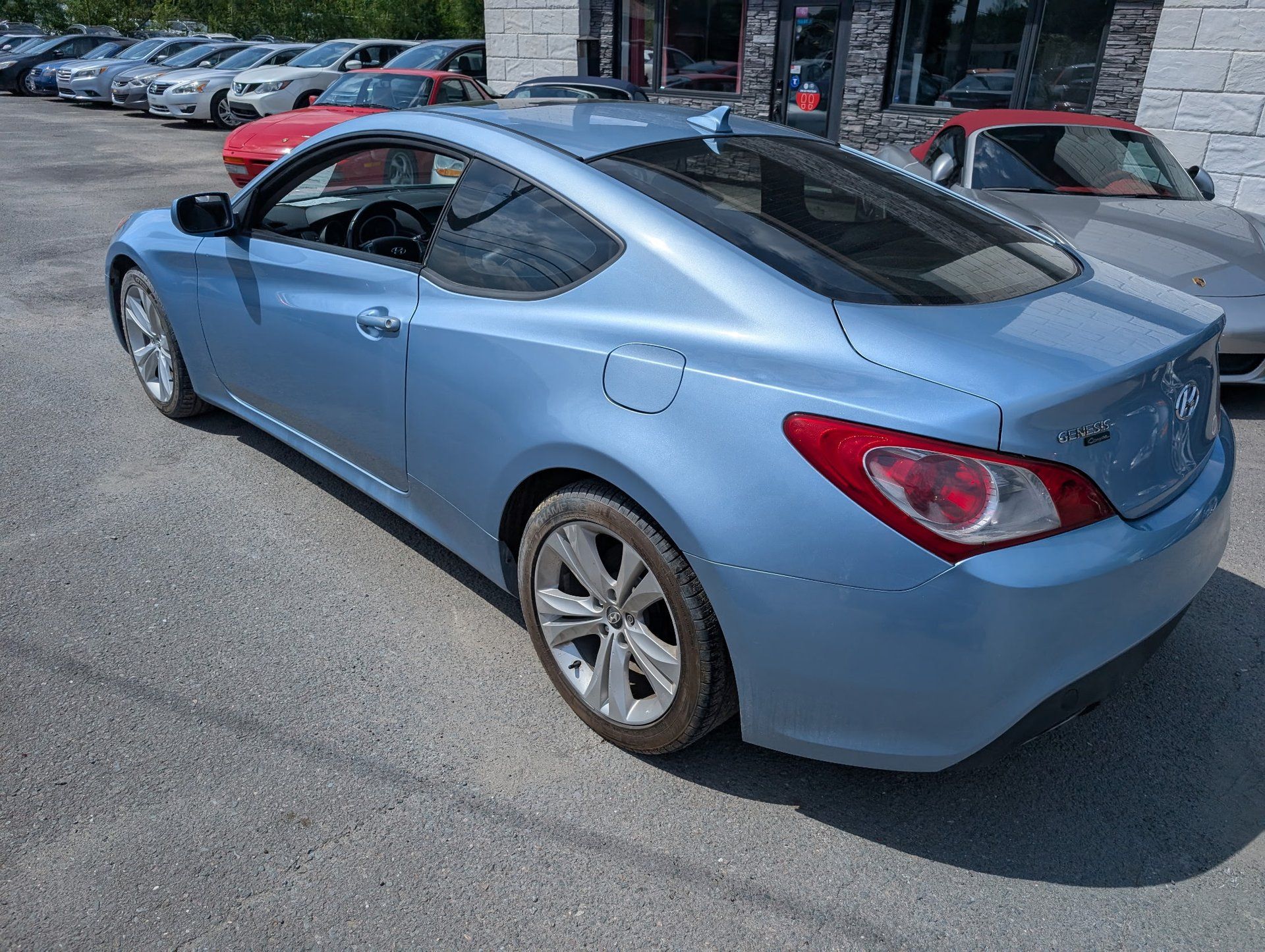 Hyundai Genesis Coupe 2010 - Thumbnail 2