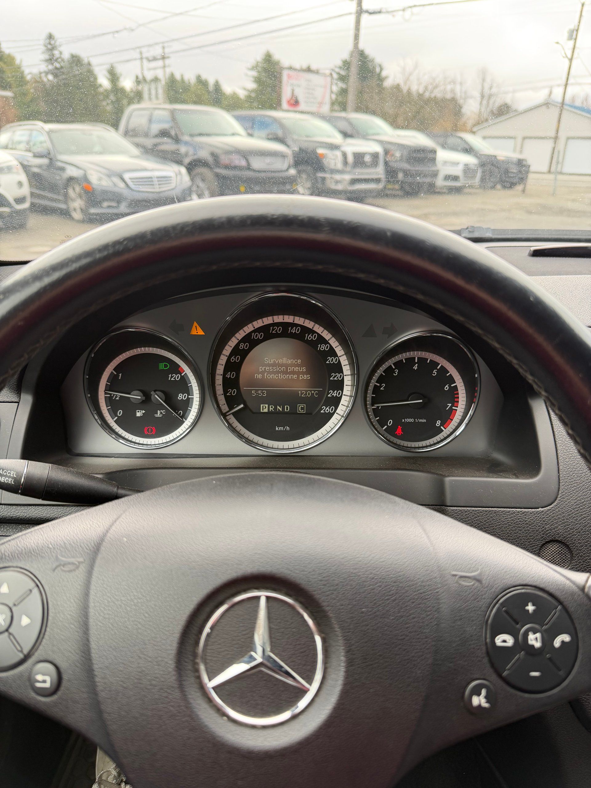 Mercedes-Benz C 300 2010 - Image 11