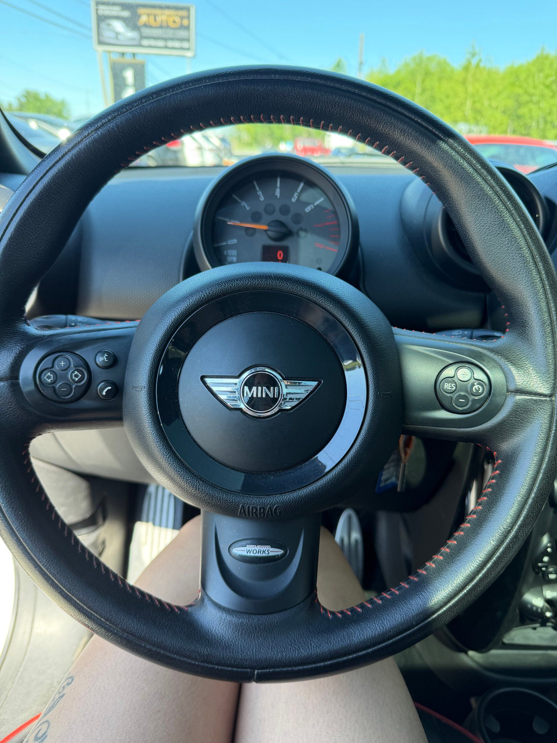 MINI Countryman 2016 - Image 14