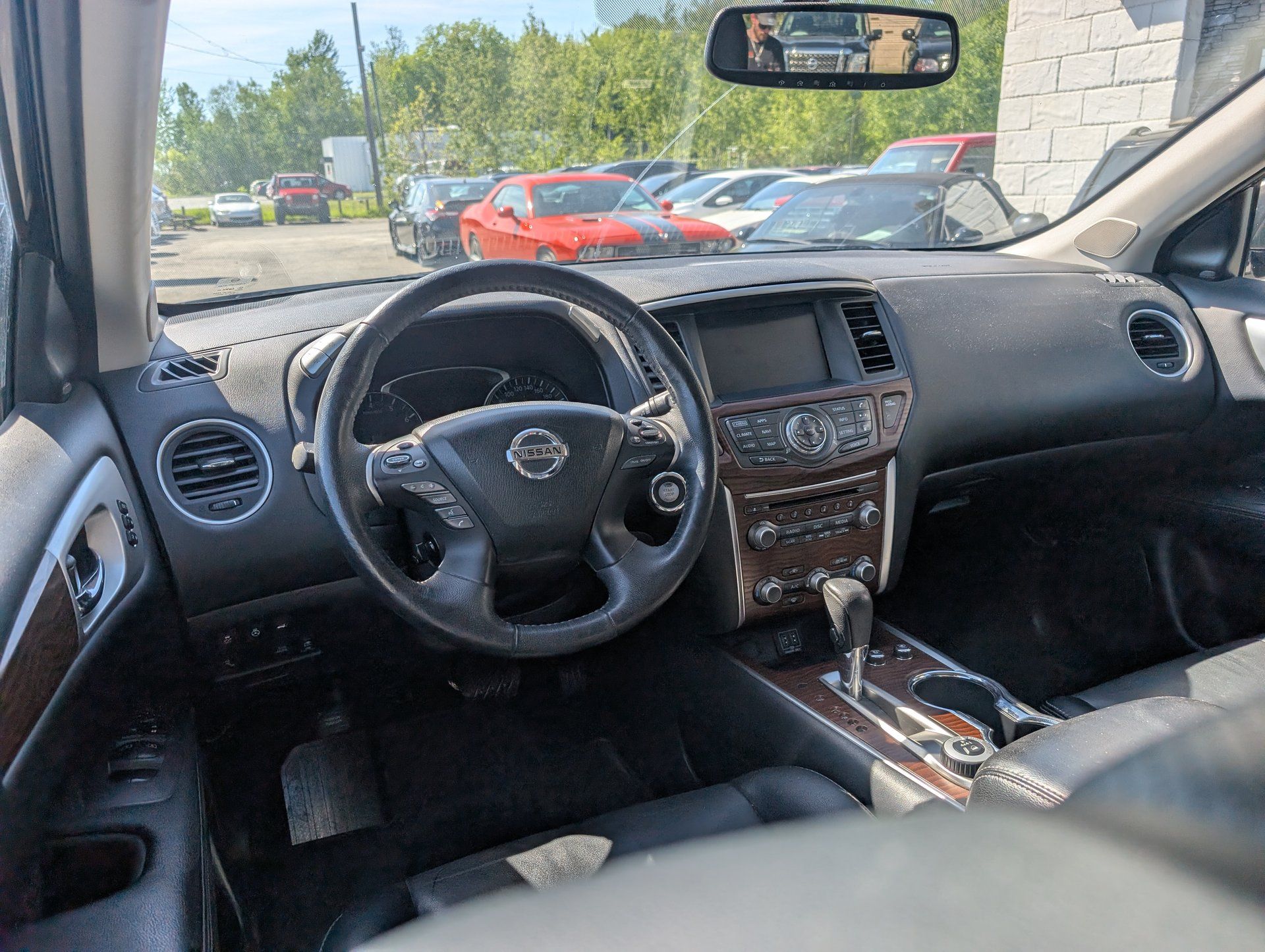Nissan Pathfinder 2018 - Image 12