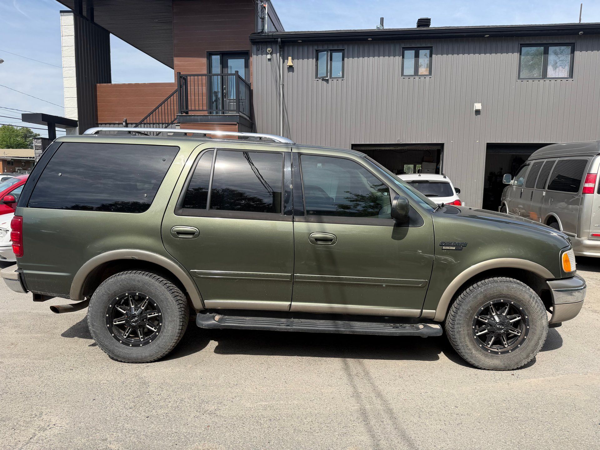Ford Expedition 2001 - Image 8
