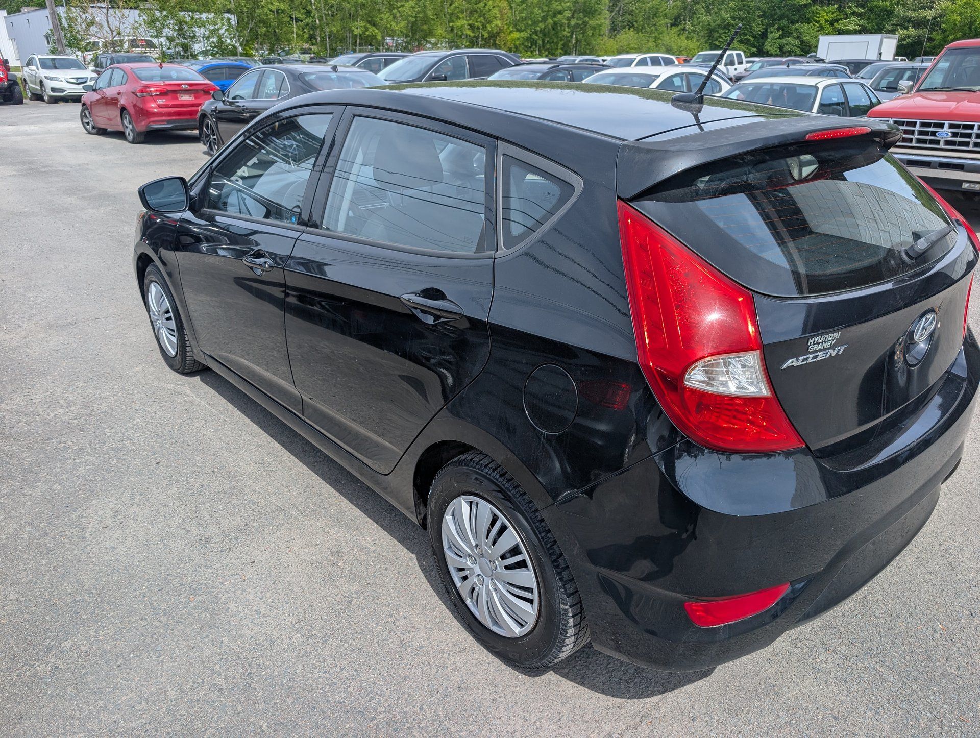 Hyundai Accent 2016 - Image 3