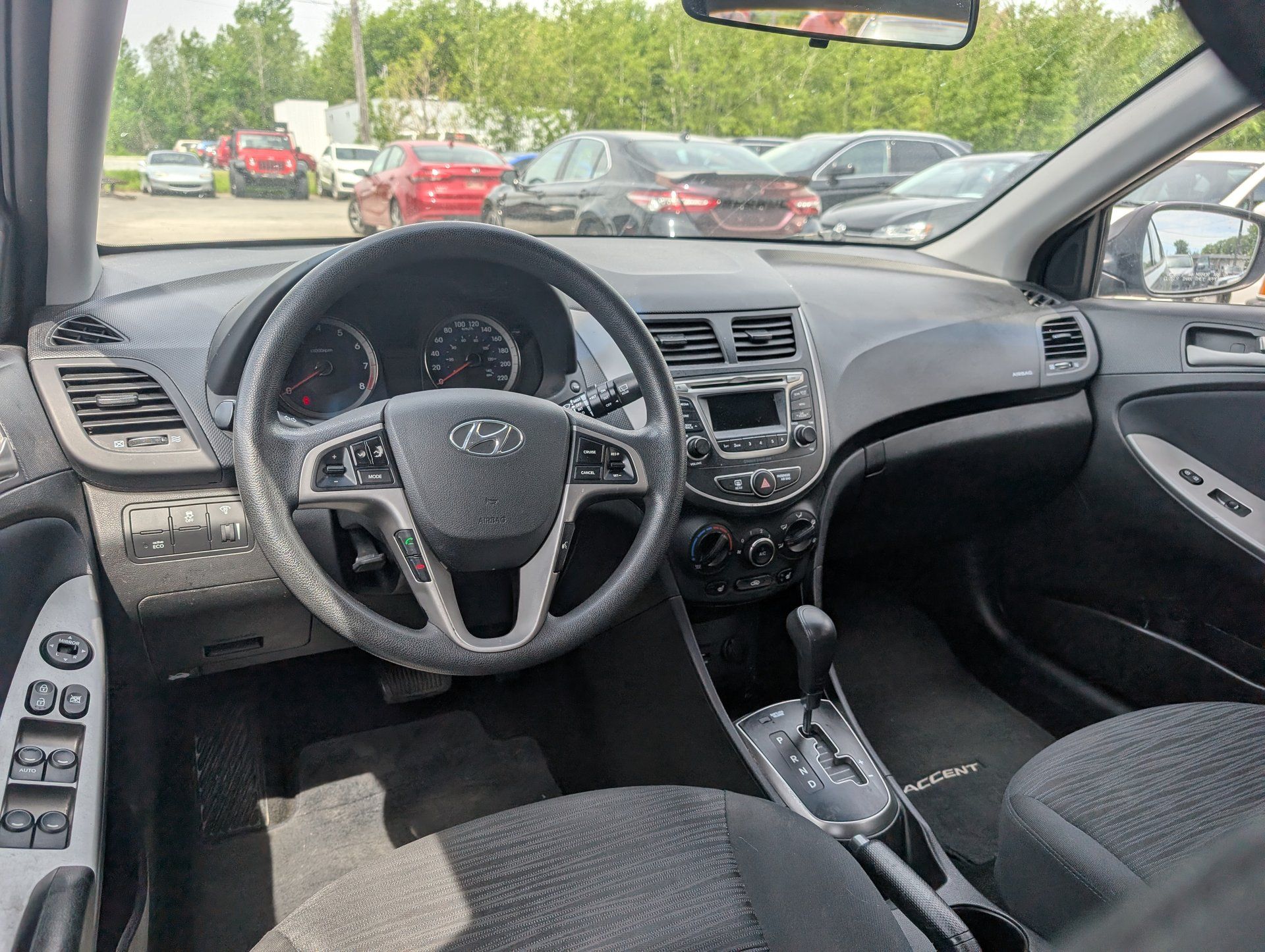 Hyundai Accent 2016 - Image 10