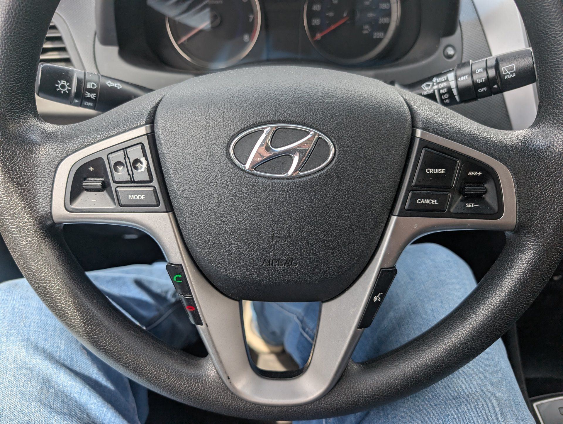 Hyundai Accent 2016 - Image 11