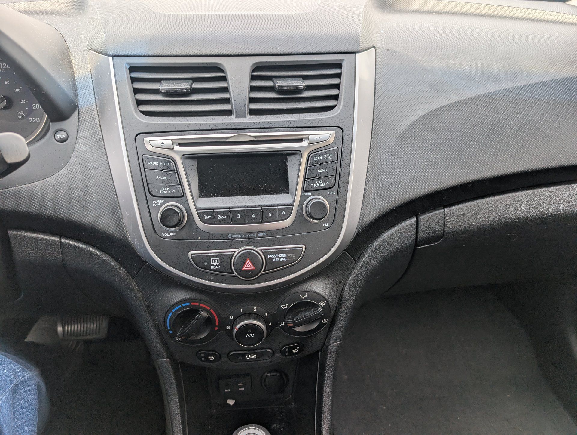 Hyundai Accent 2016 - Image 12