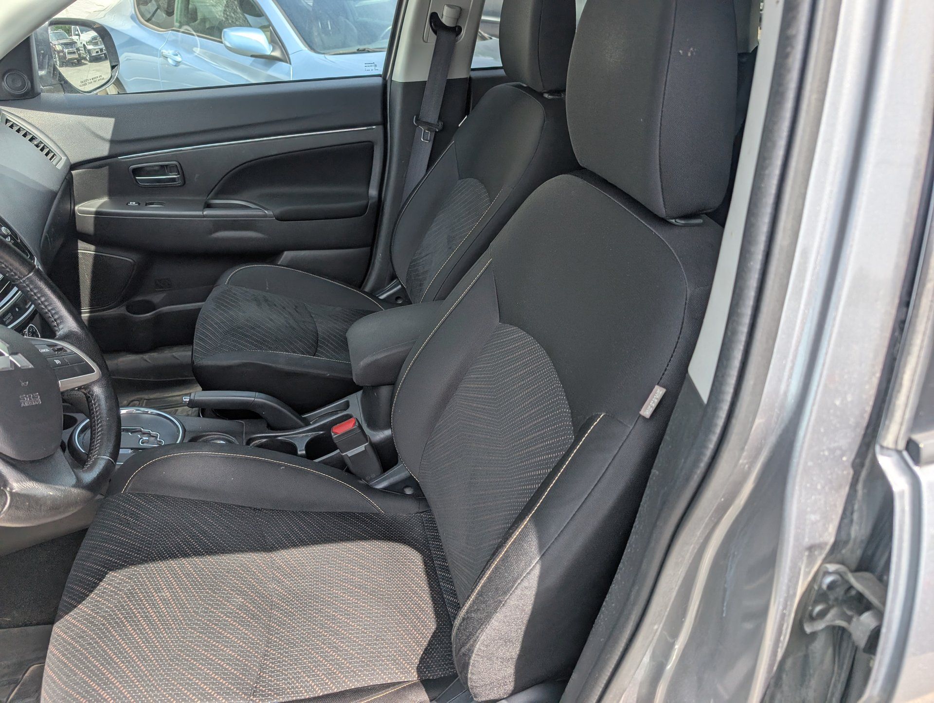 Mitsubishi RVR 2015 - Image 9