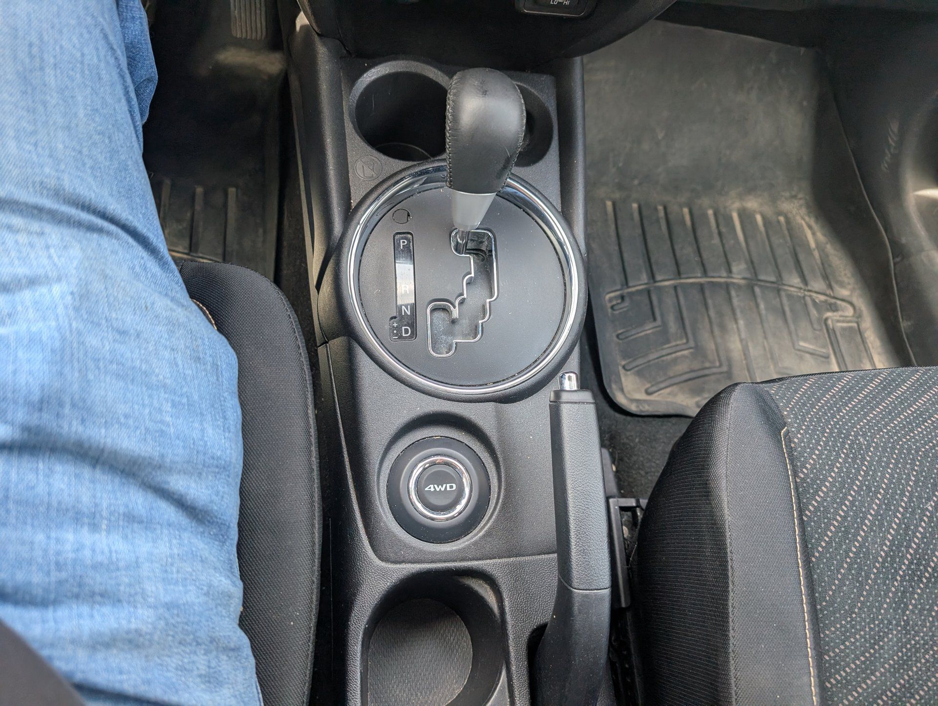 Mitsubishi RVR 2015 - Image 14