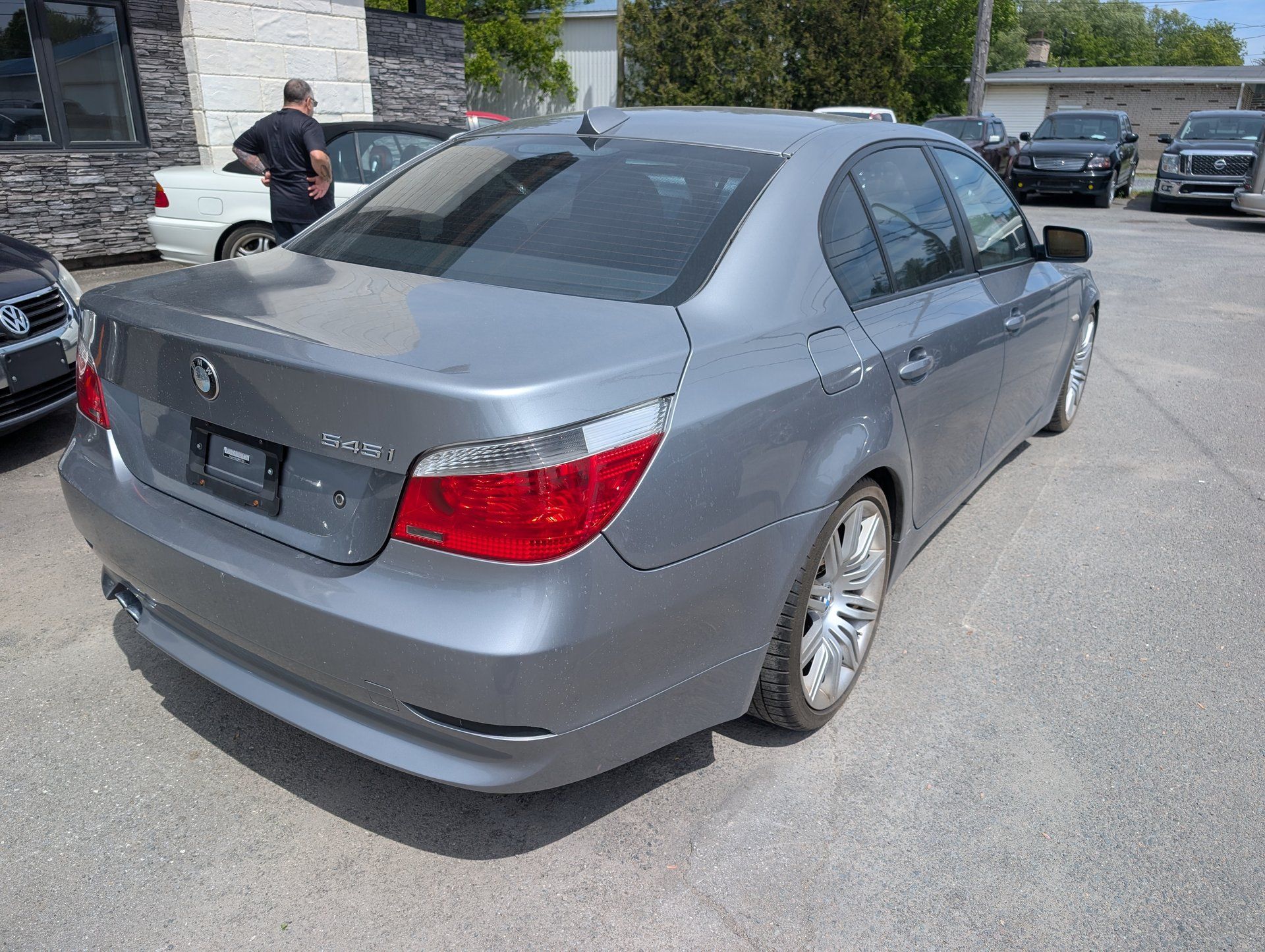 BMW 545i 2004 - Image 5