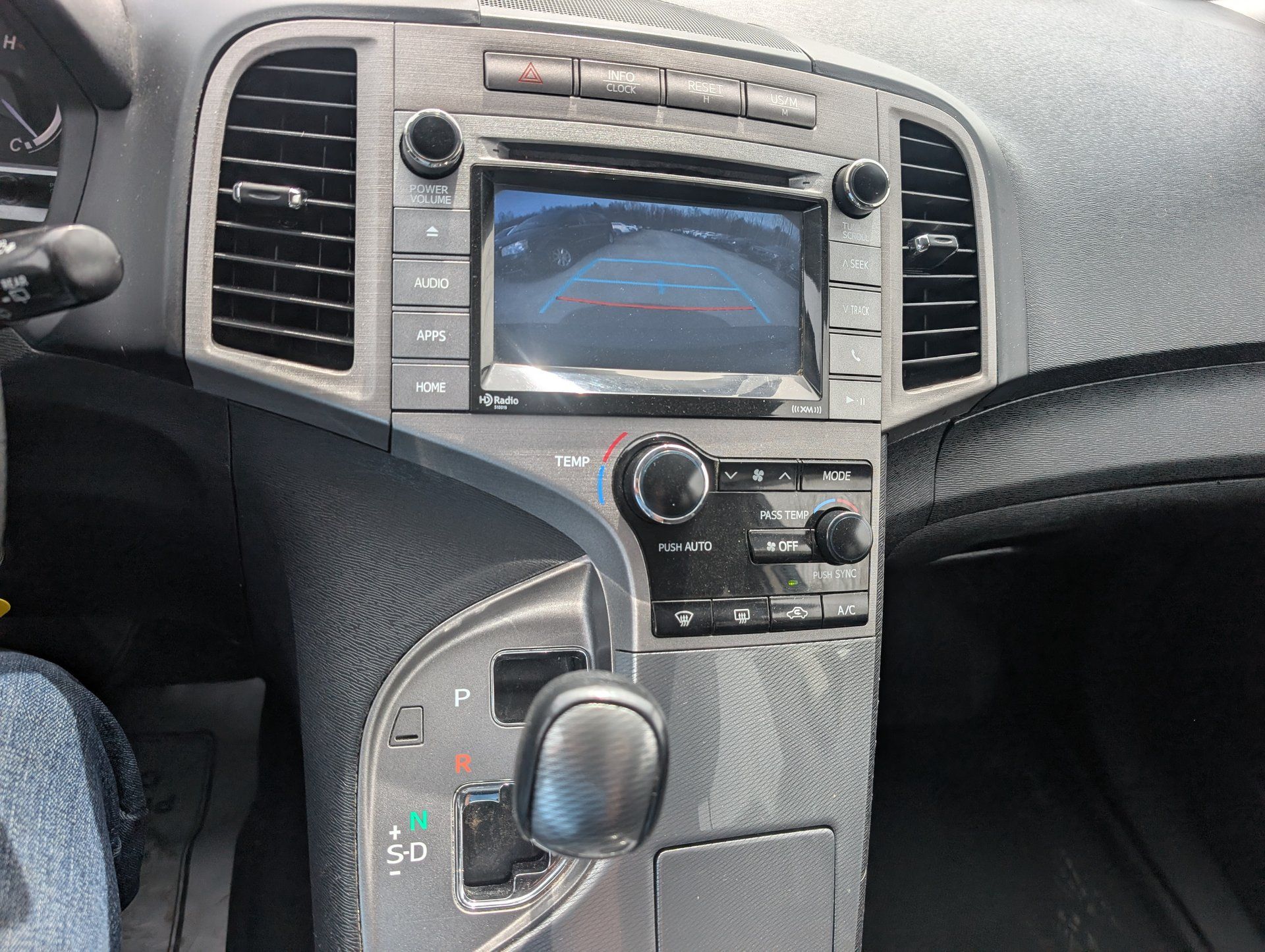 Toyota Venza 2015 - Image 14