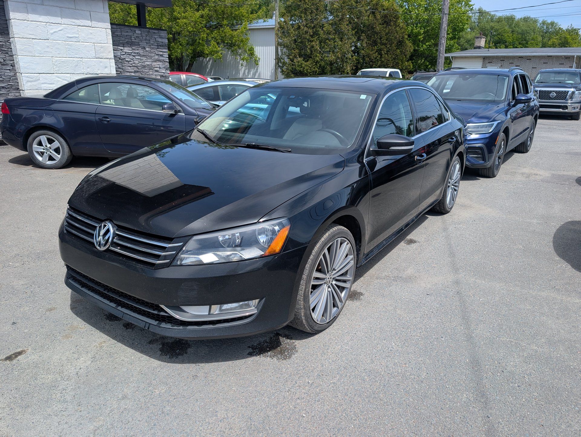 Volkswagen Passat 2015 - Image 1