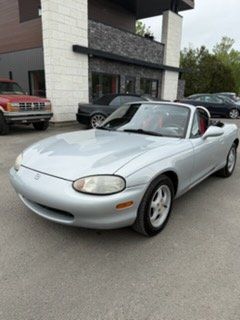 Mazda MX-5 Miata 1999 - Image 1