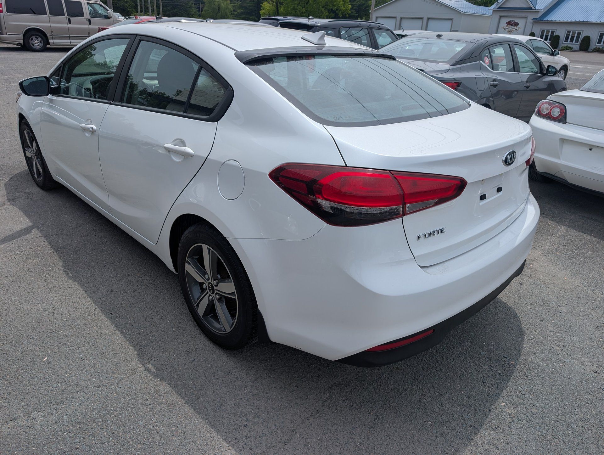 Kia Forte 2018 - Image 3