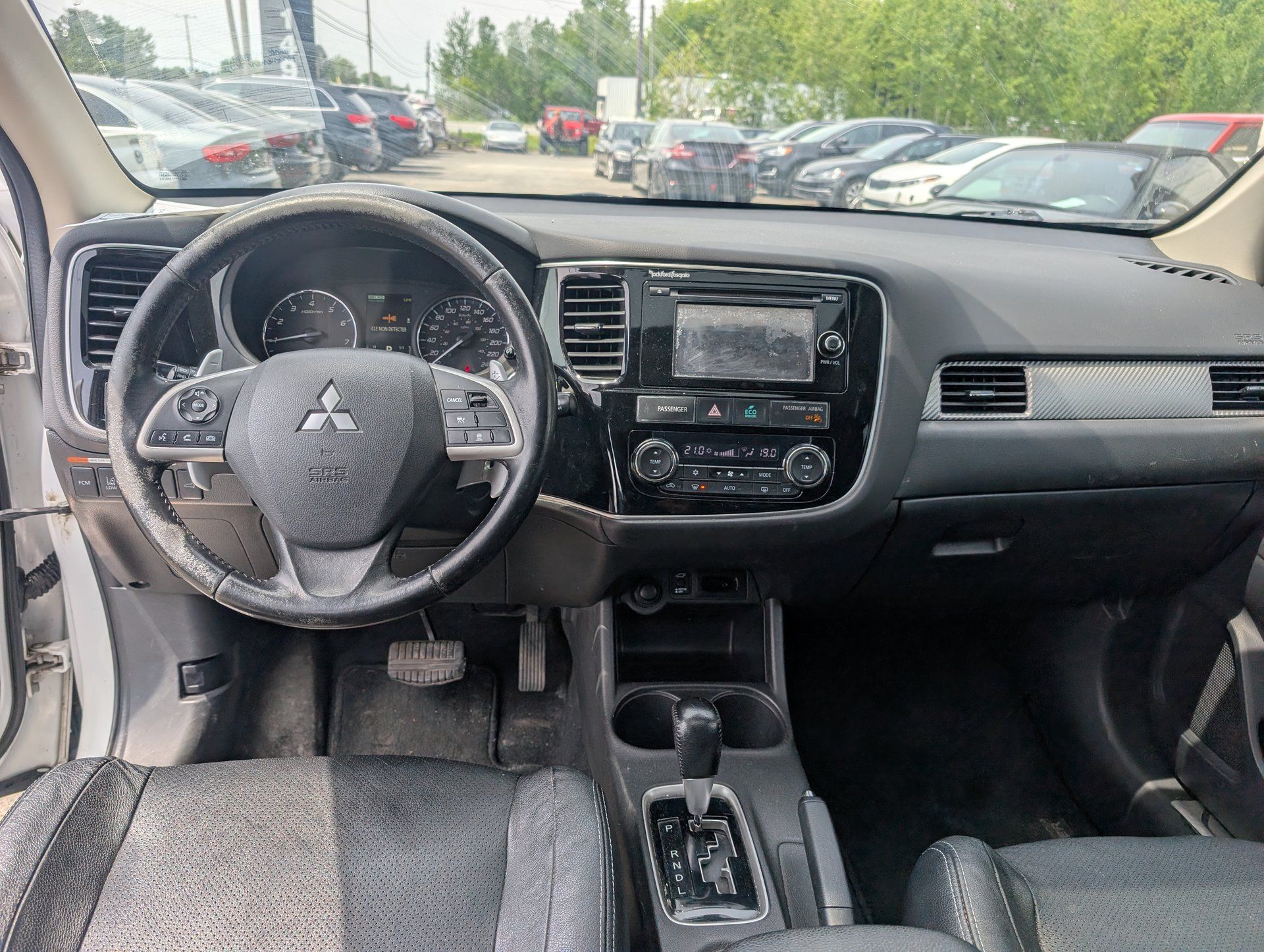 Mitsubishi Outlander 2015 - Image 12