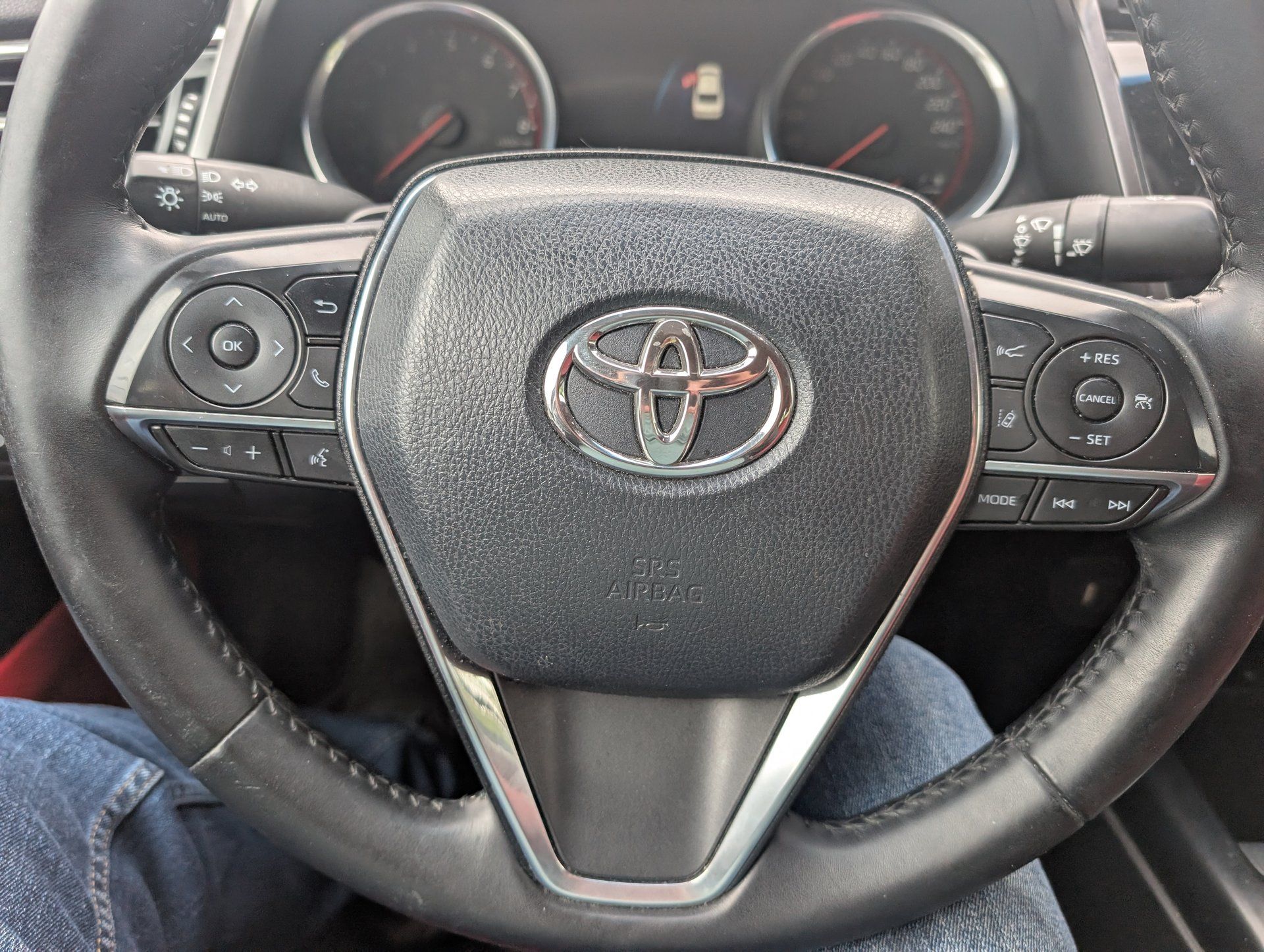 Toyota Camry 2018 - Image 12