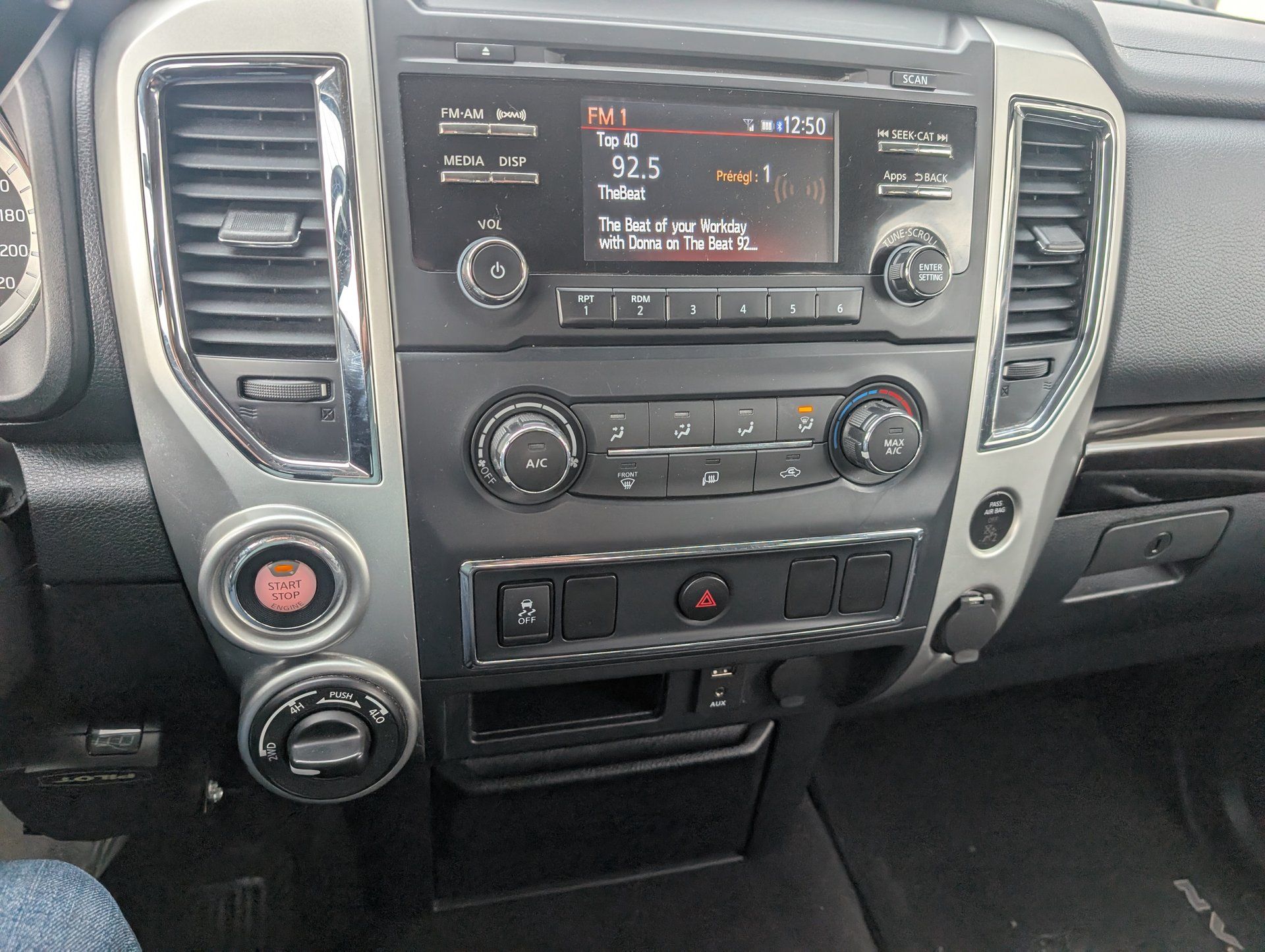 Nissan TITAN 2017 - Image 14