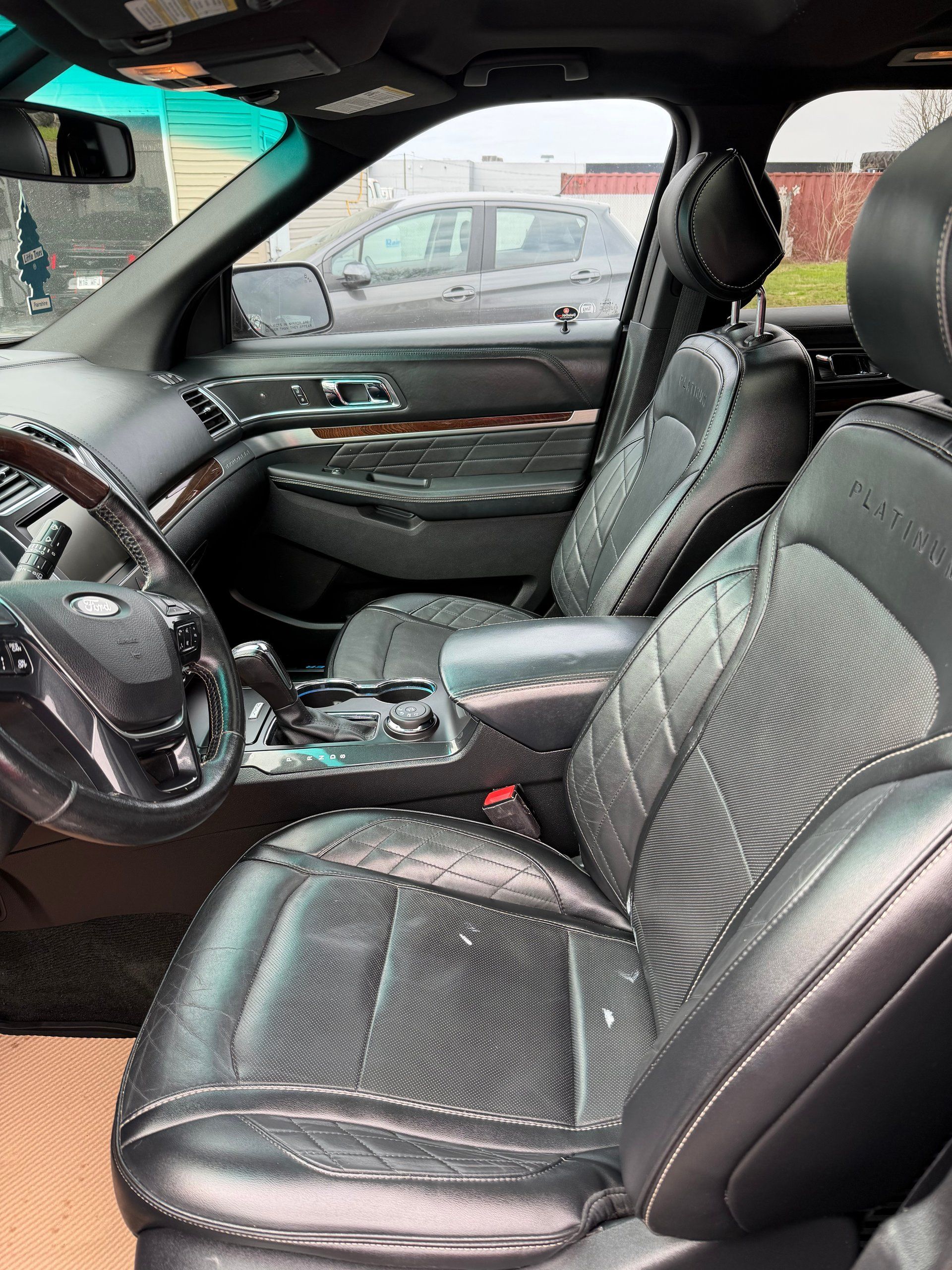 Ford Explorer 2016 - Image 14