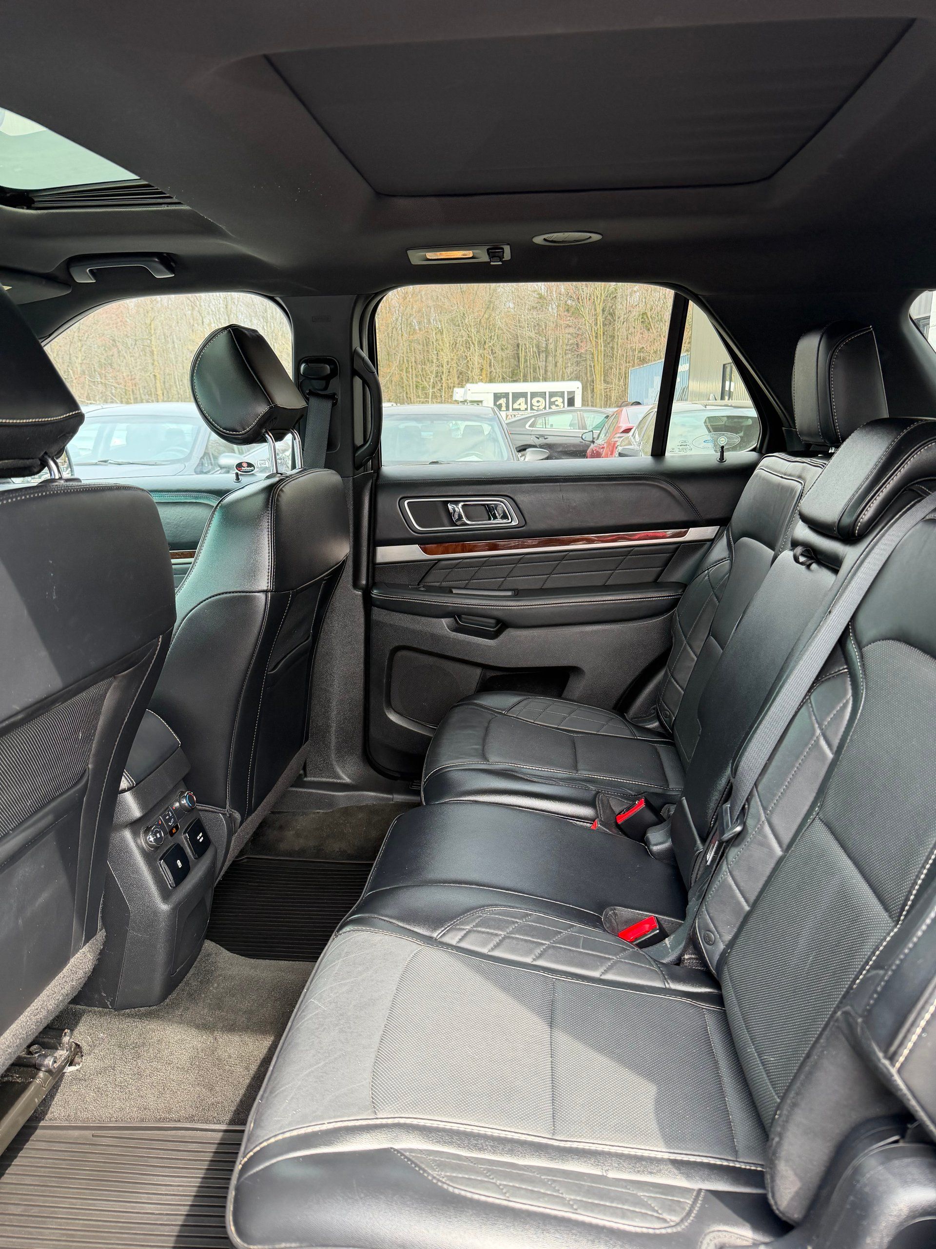 Ford Explorer 2016 - Image 9