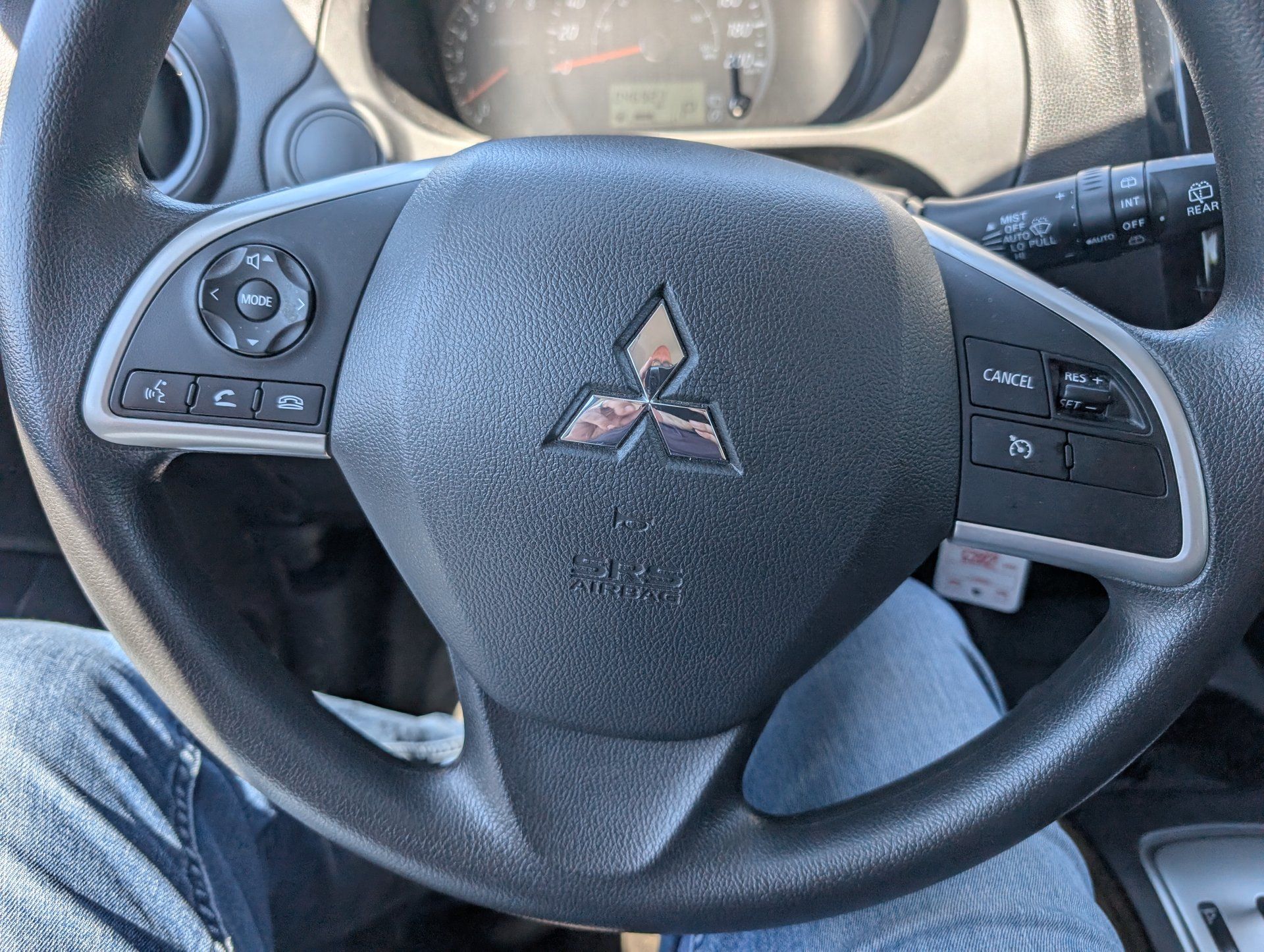 Mitsubishi Mirage 2023 - Image 11