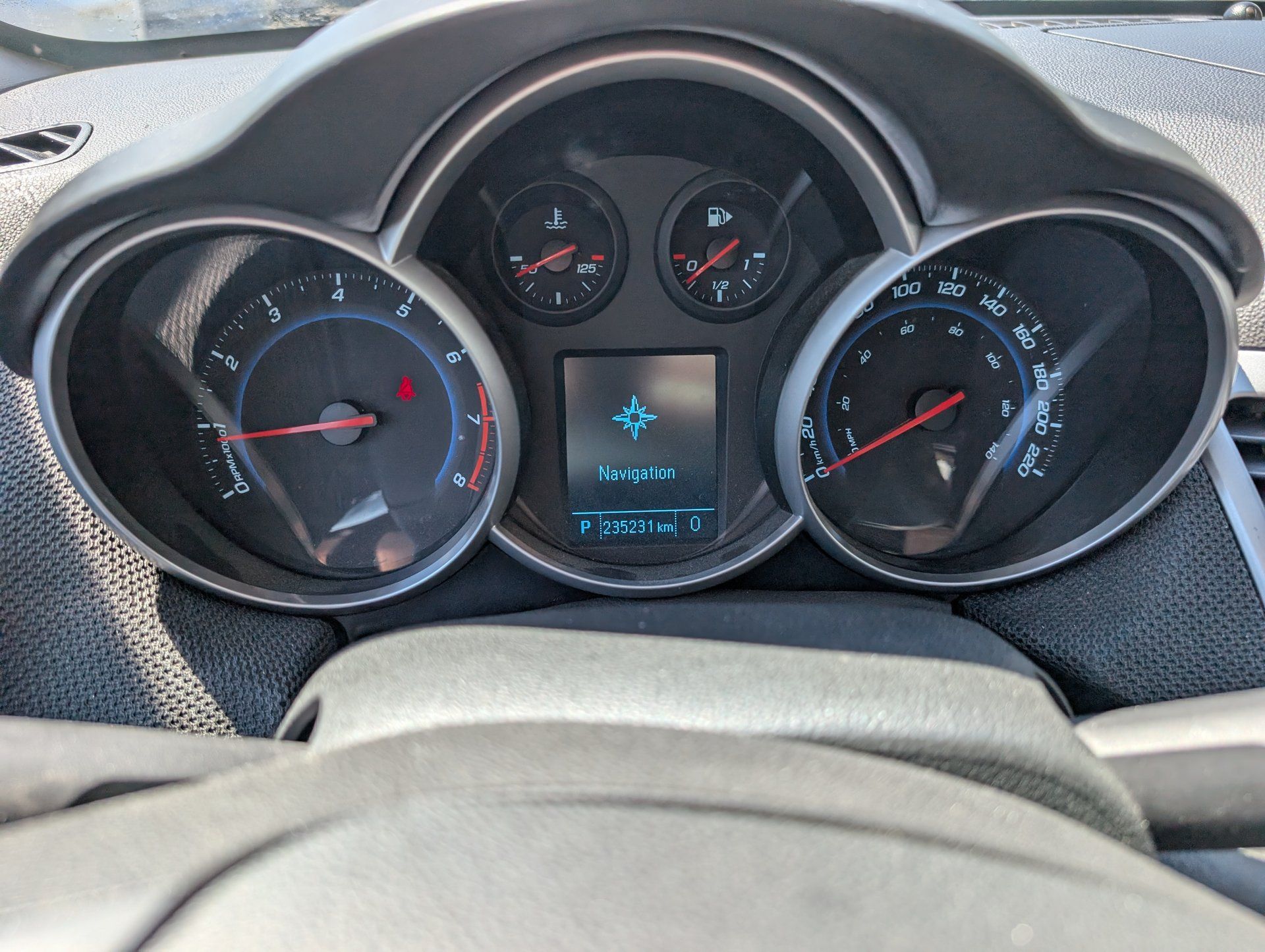 Chevrolet Cruze 2012 - Image 12