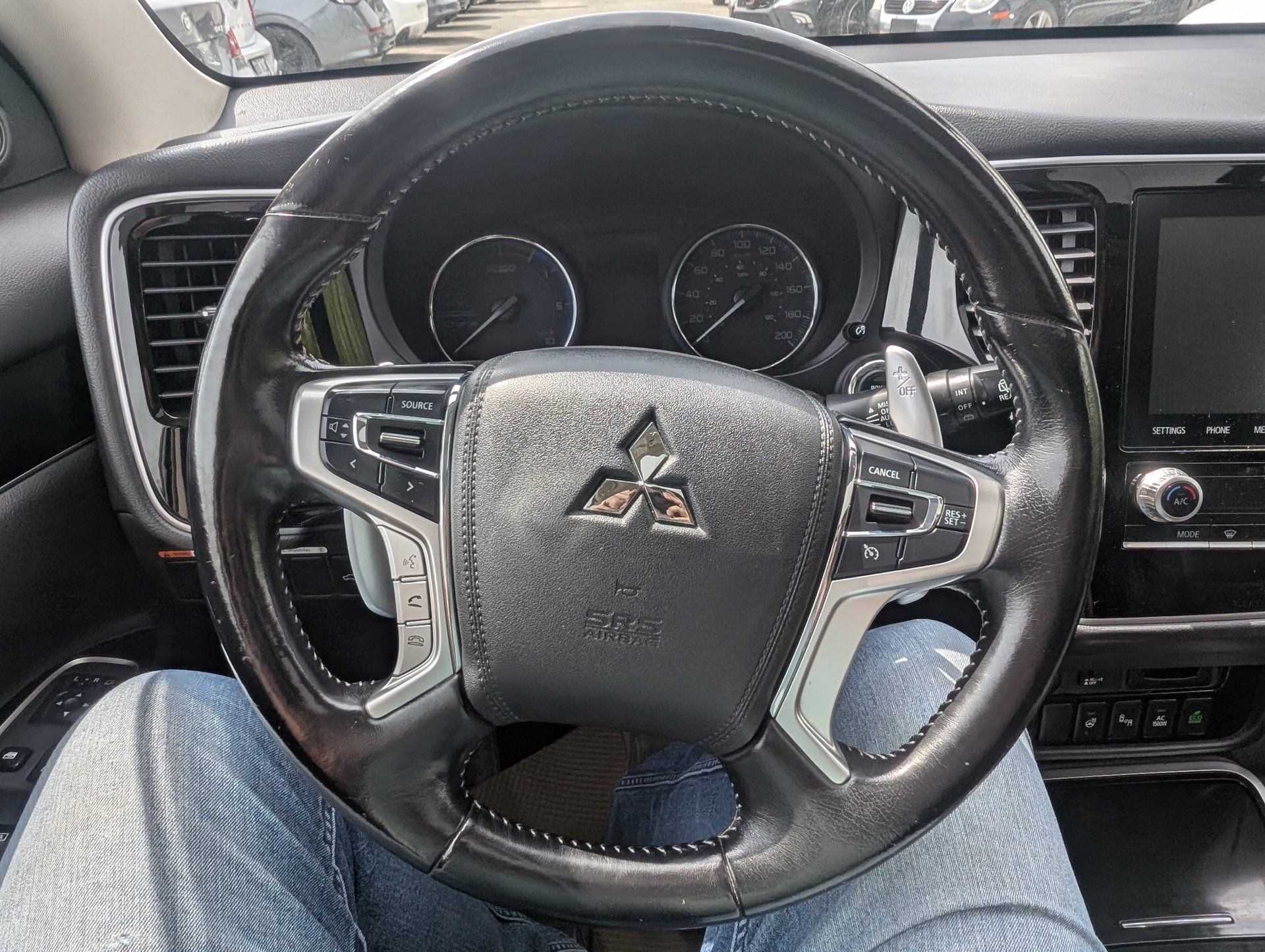 Mitsubishi Outlander PHEV 2022 - Image 14