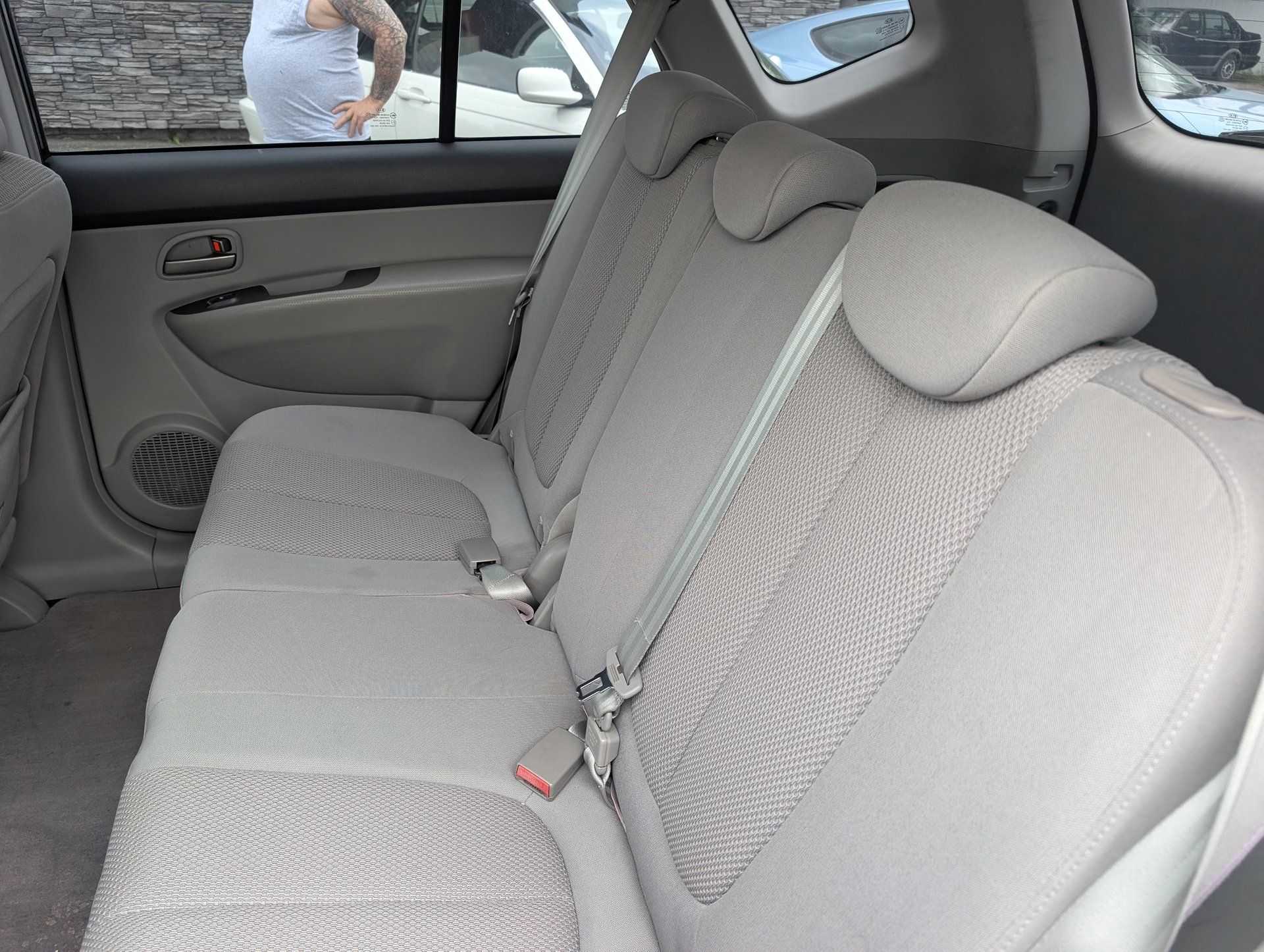 Kia Rondo 2007 - Image 10
