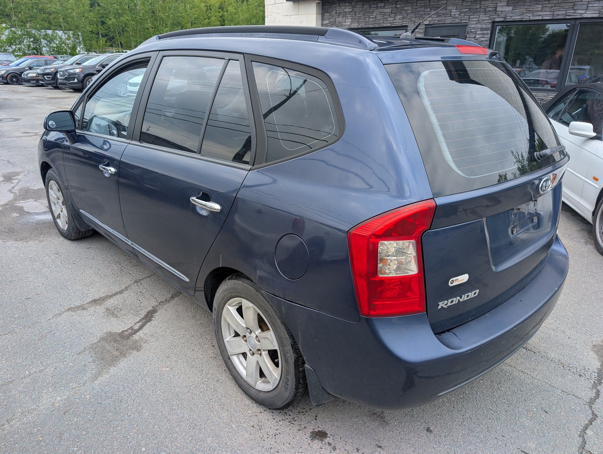 Kia Rondo 2007 - Image 3