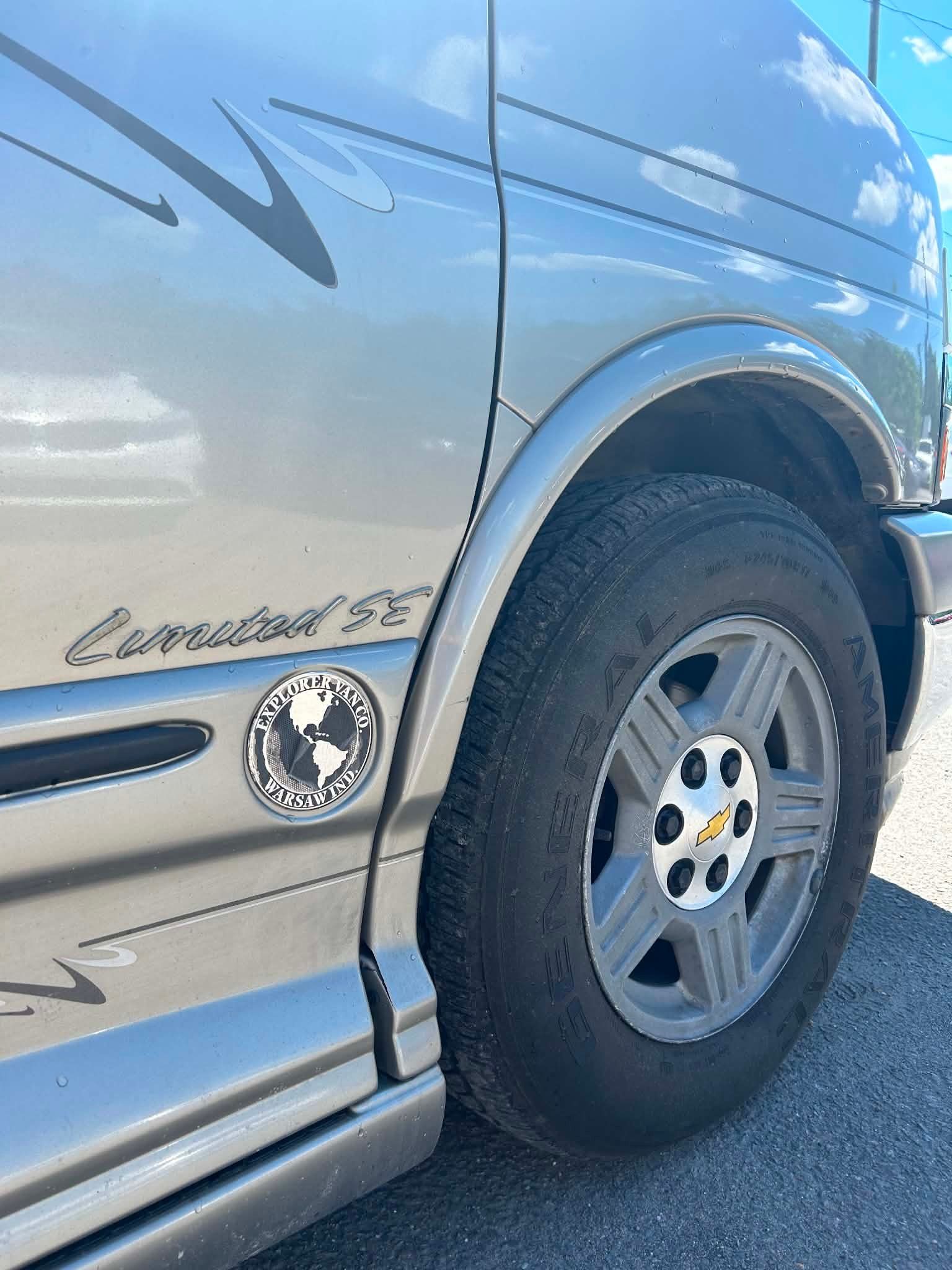 Chevrolet Express 2004 - Image 8