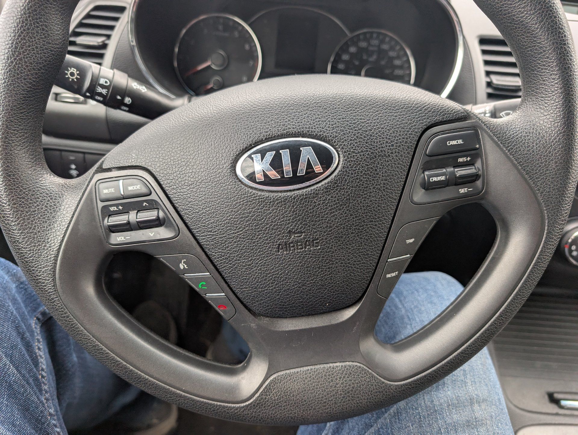 Kia Forte 2016 - Image 12