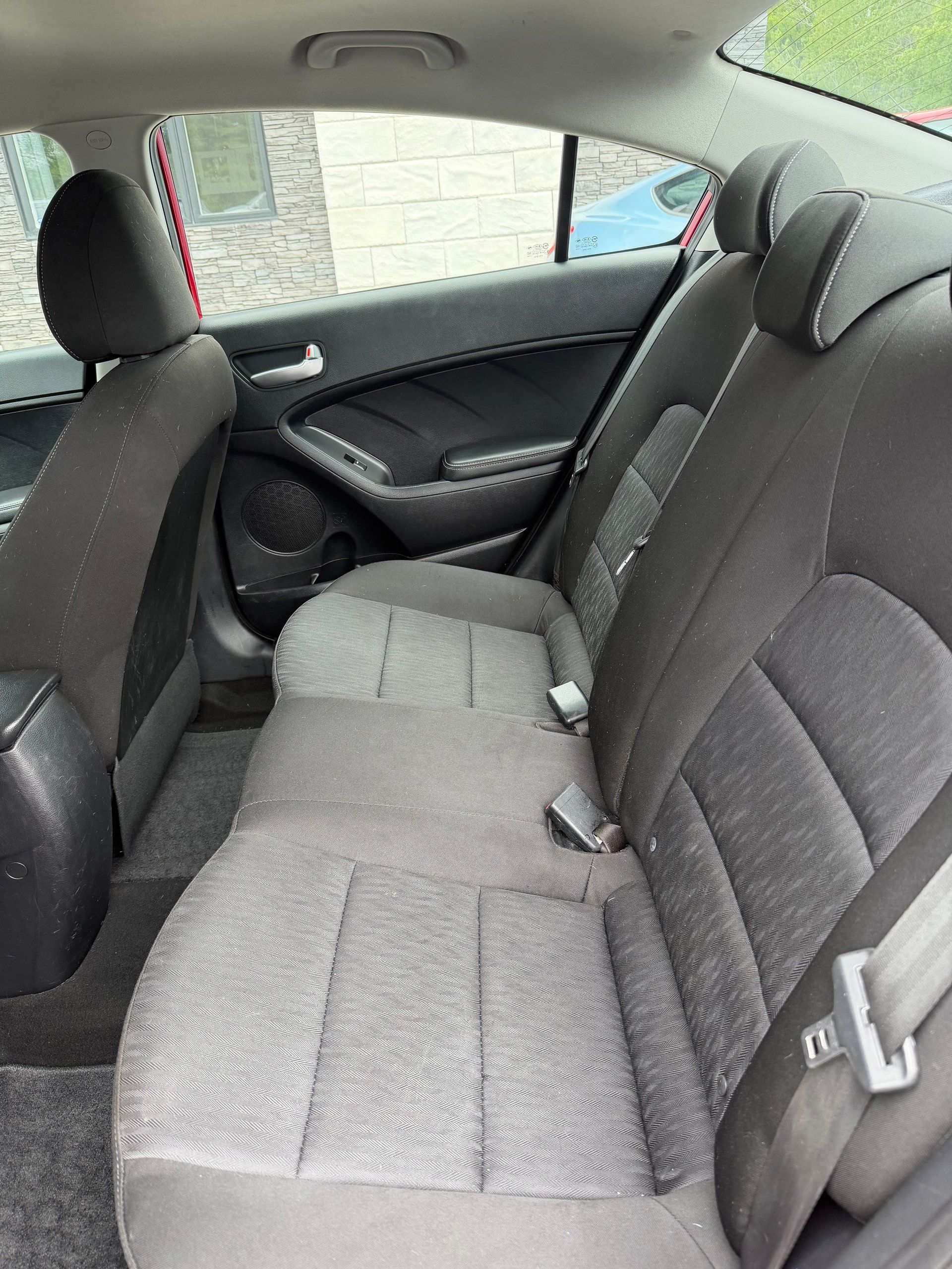 Kia Forte 2015 - Image 9