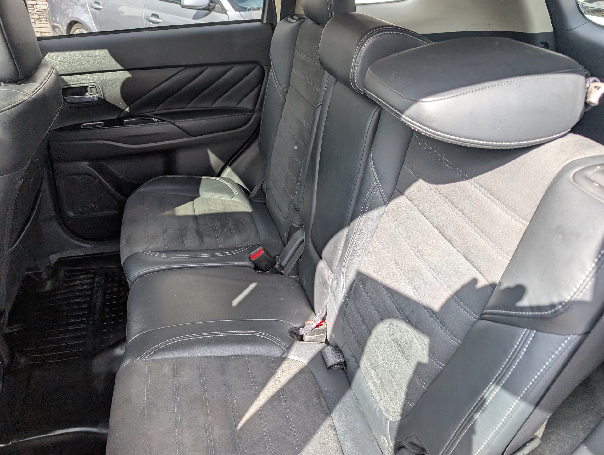 Mitsubishi Outlander PHEV 2020 - Image 9