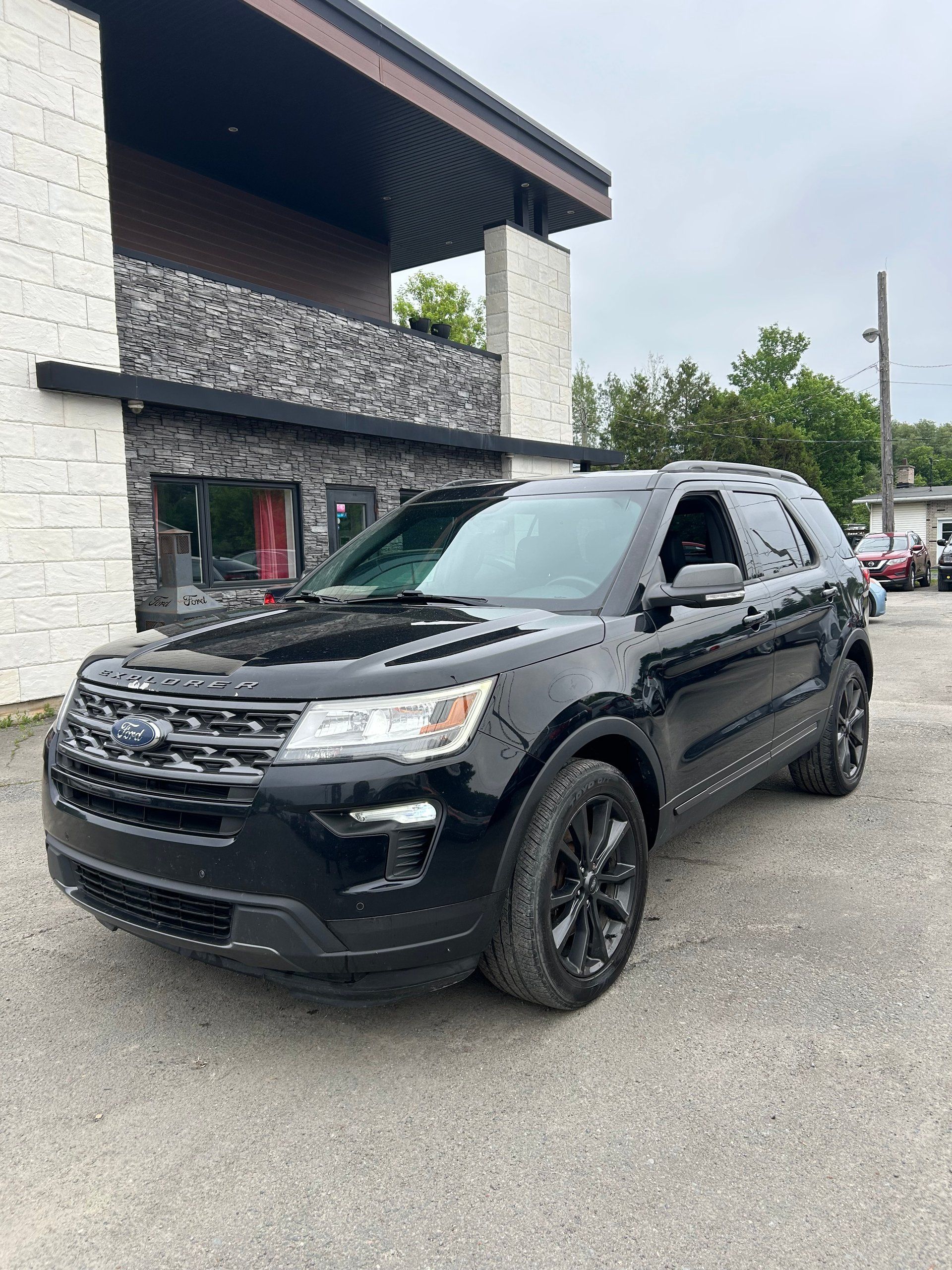 Ford Explorer 2018 - Image 1