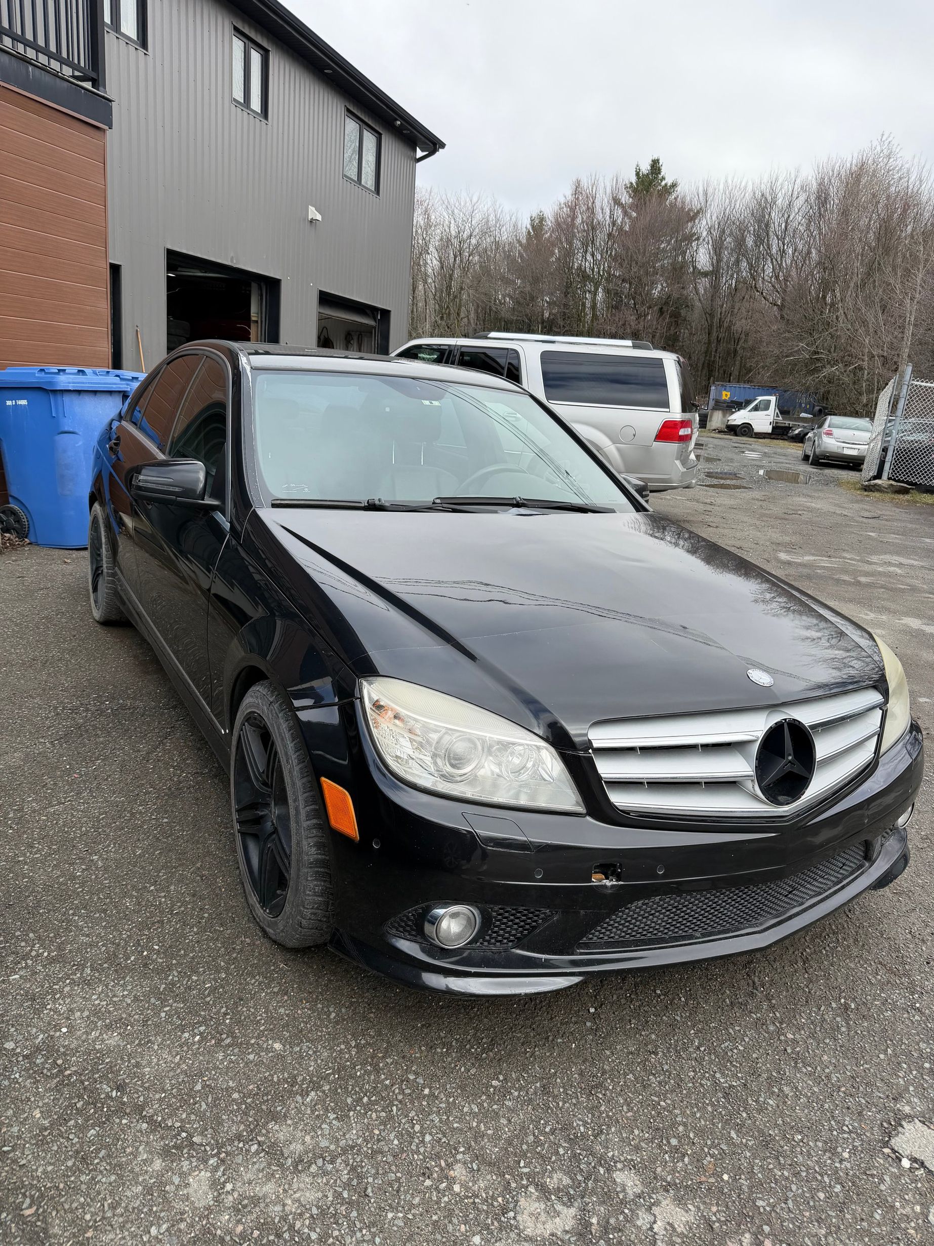 Mercedes-Benz C 300 2010 - Thumbnail 4