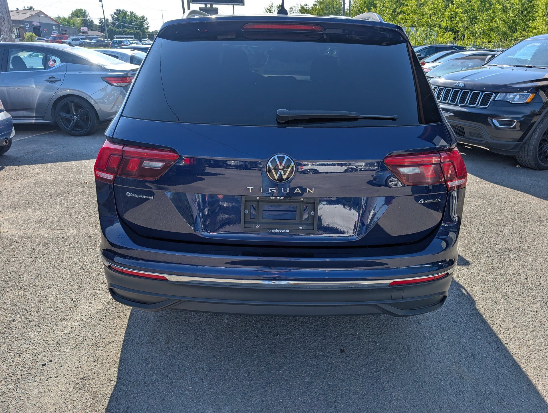 Volkswagen Tiguan 2023 - Thumbnail 4