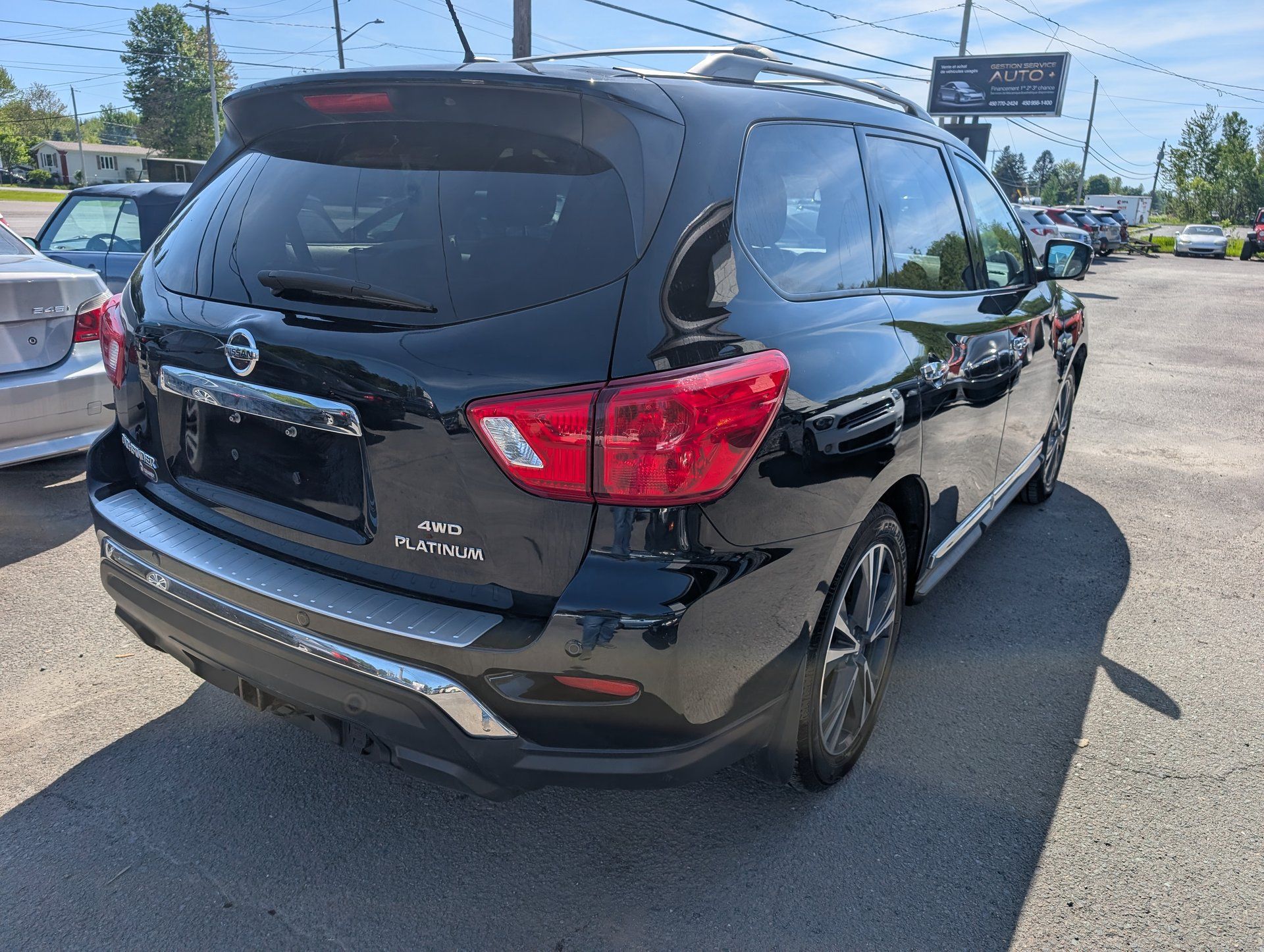 Nissan Pathfinder 2018 - Thumbnail 5