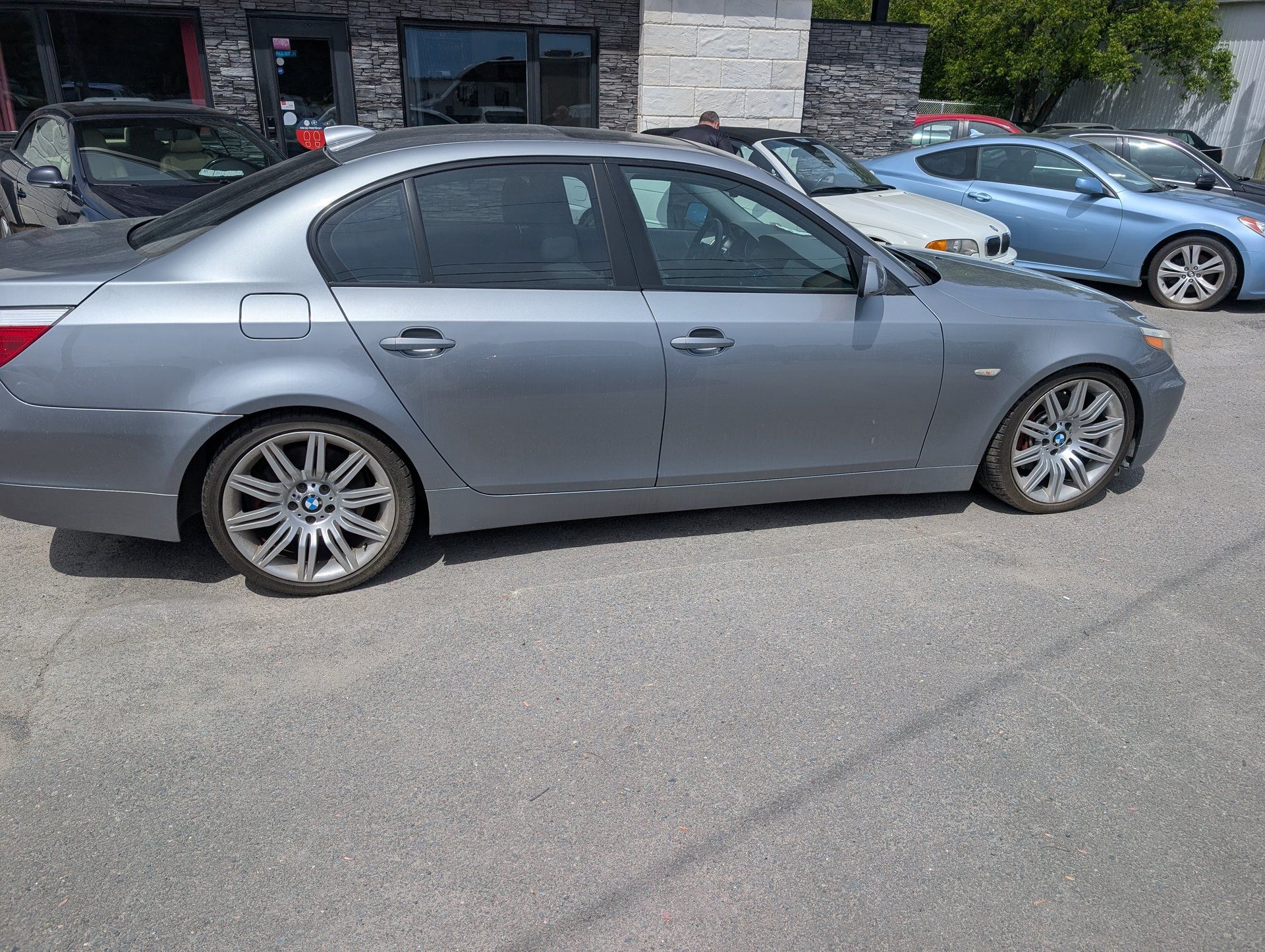 BMW 545i 2004 - Thumbnail 6