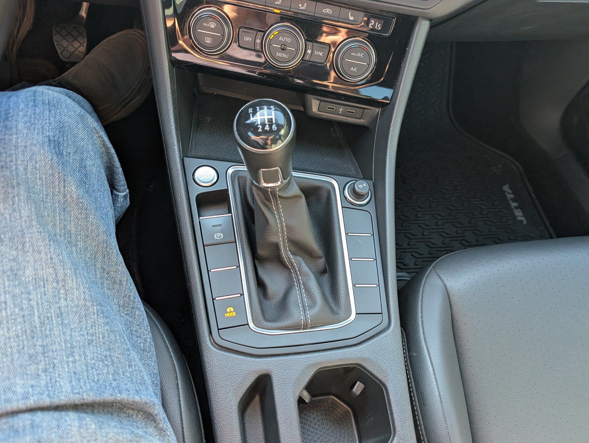 Volkswagen Jetta 2021 - Thumbnail 17