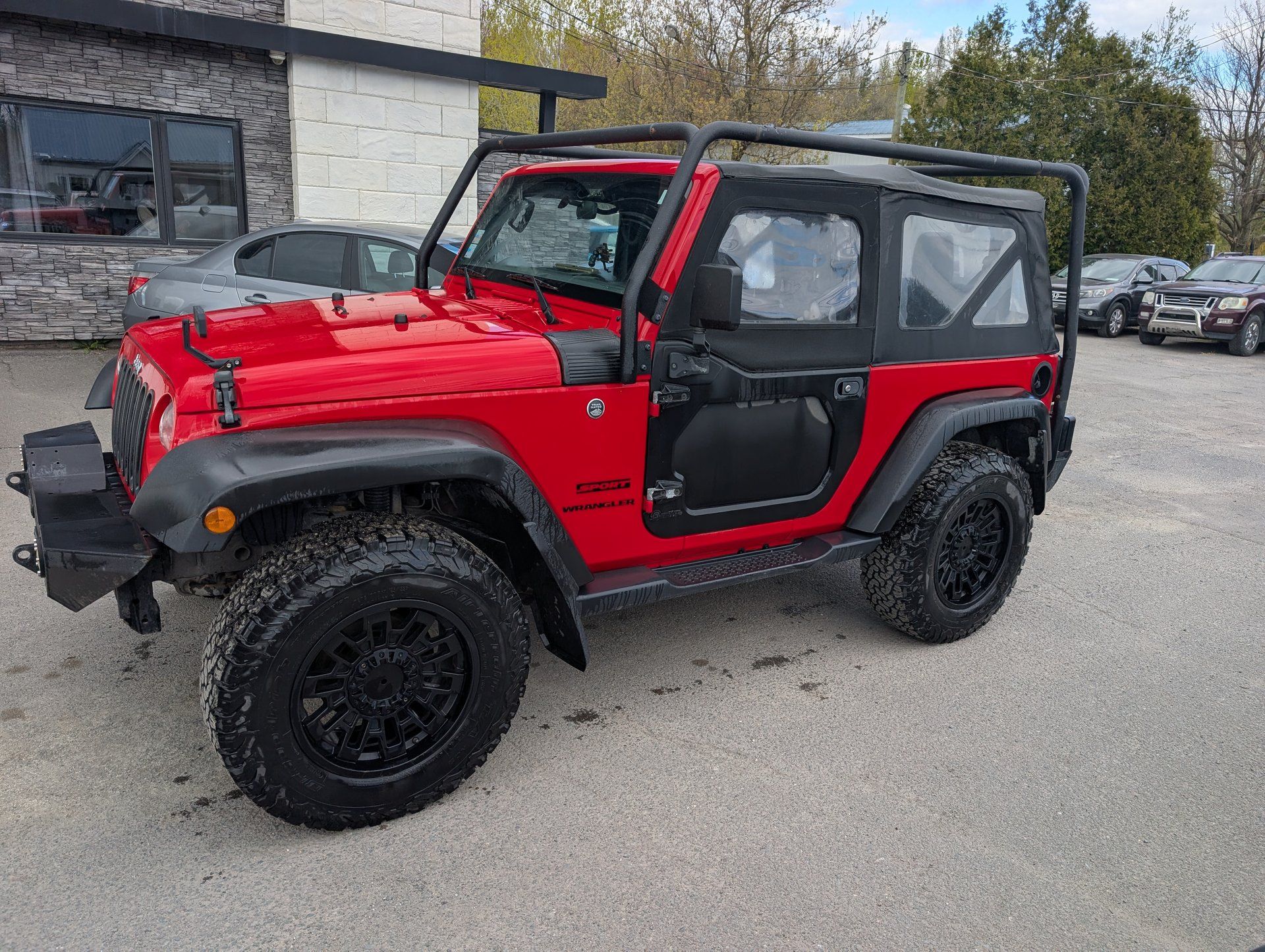 Jeep Wrangler 2017 - Thumbnail 2
