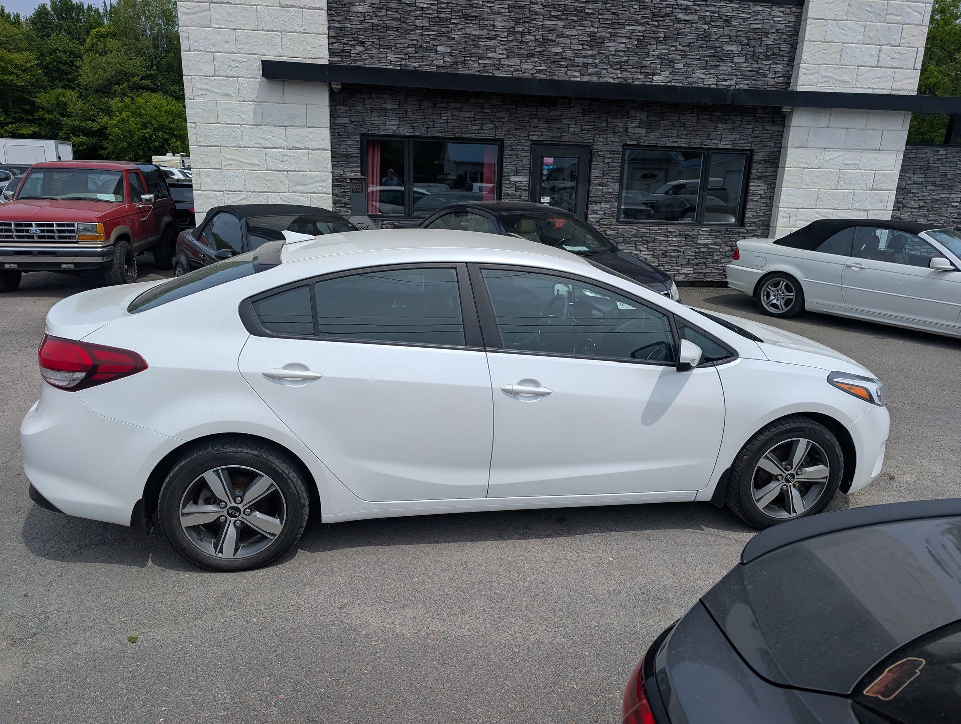 Kia Forte 2018 - Thumbnail 6