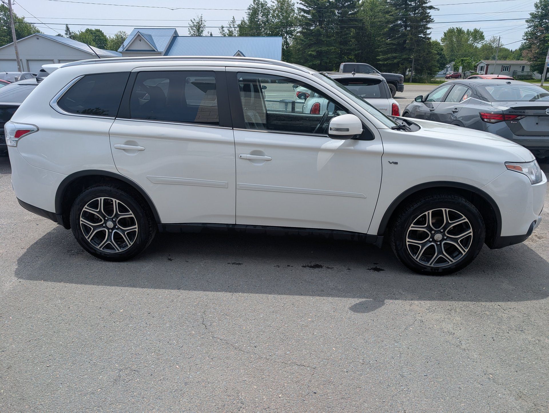 Mitsubishi Outlander 2015 - Thumbnail 3