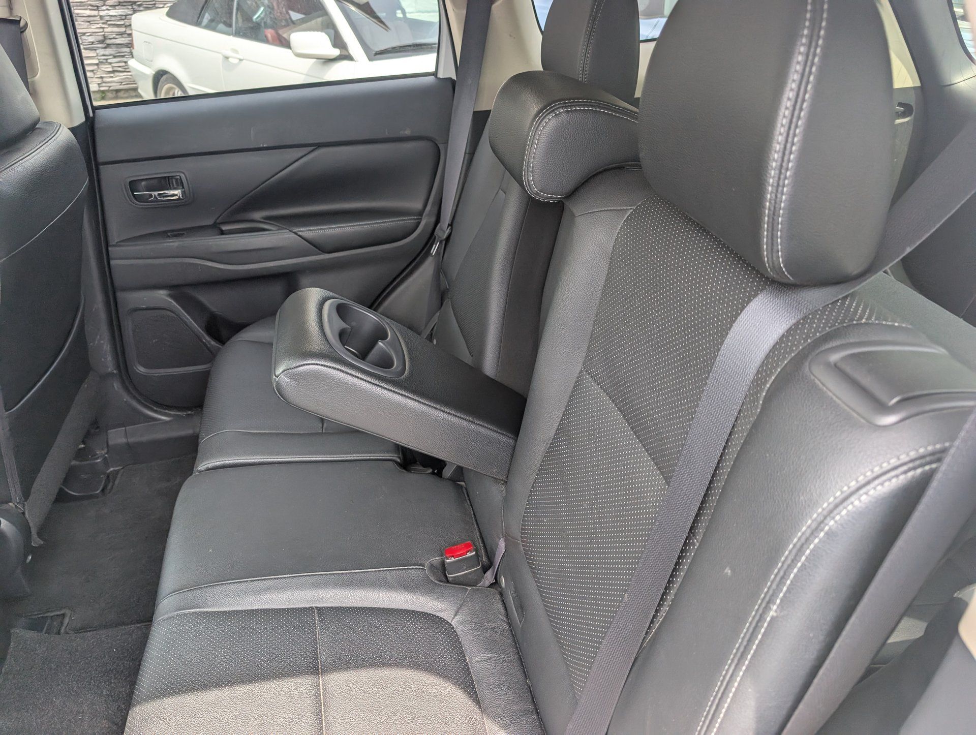 Mitsubishi Outlander 2015 - Thumbnail 10