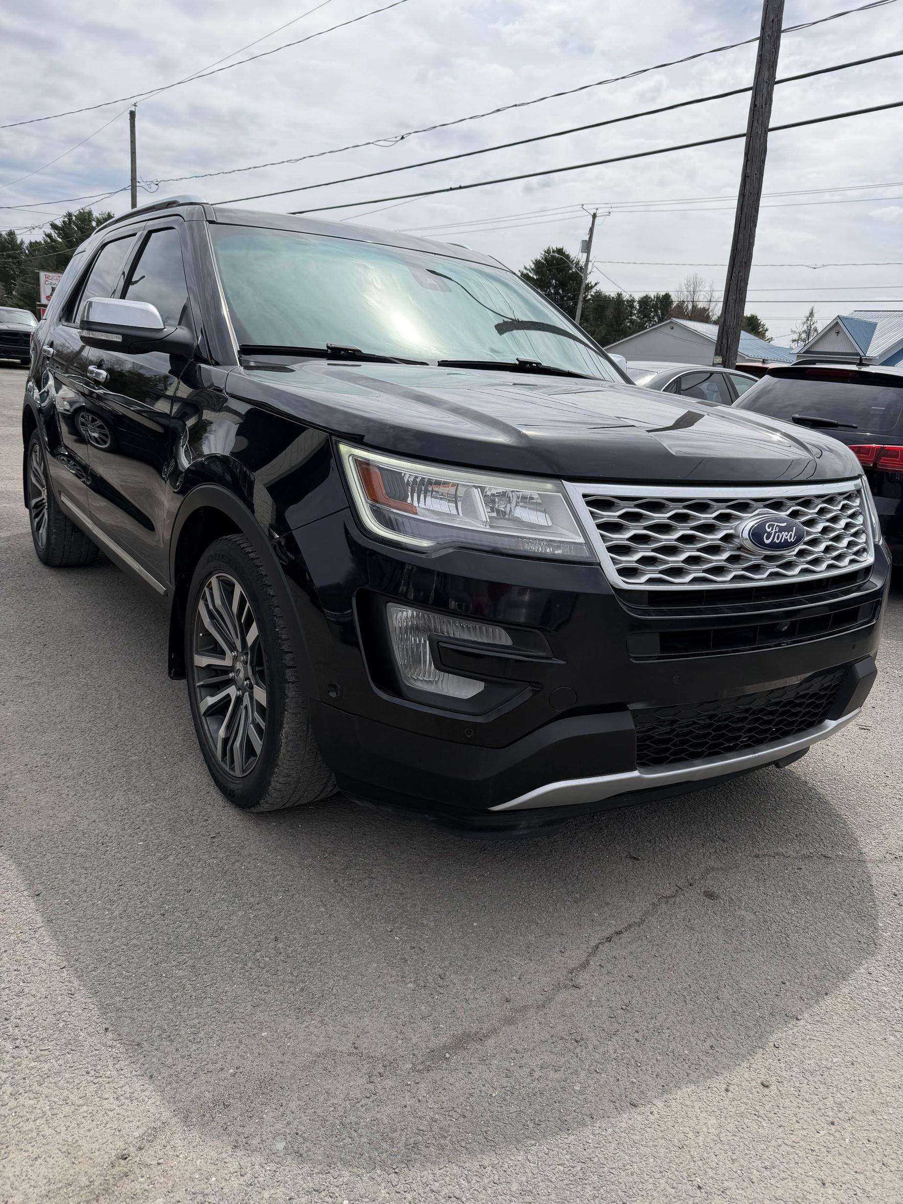 Ford Explorer 2016 - Thumbnail 3