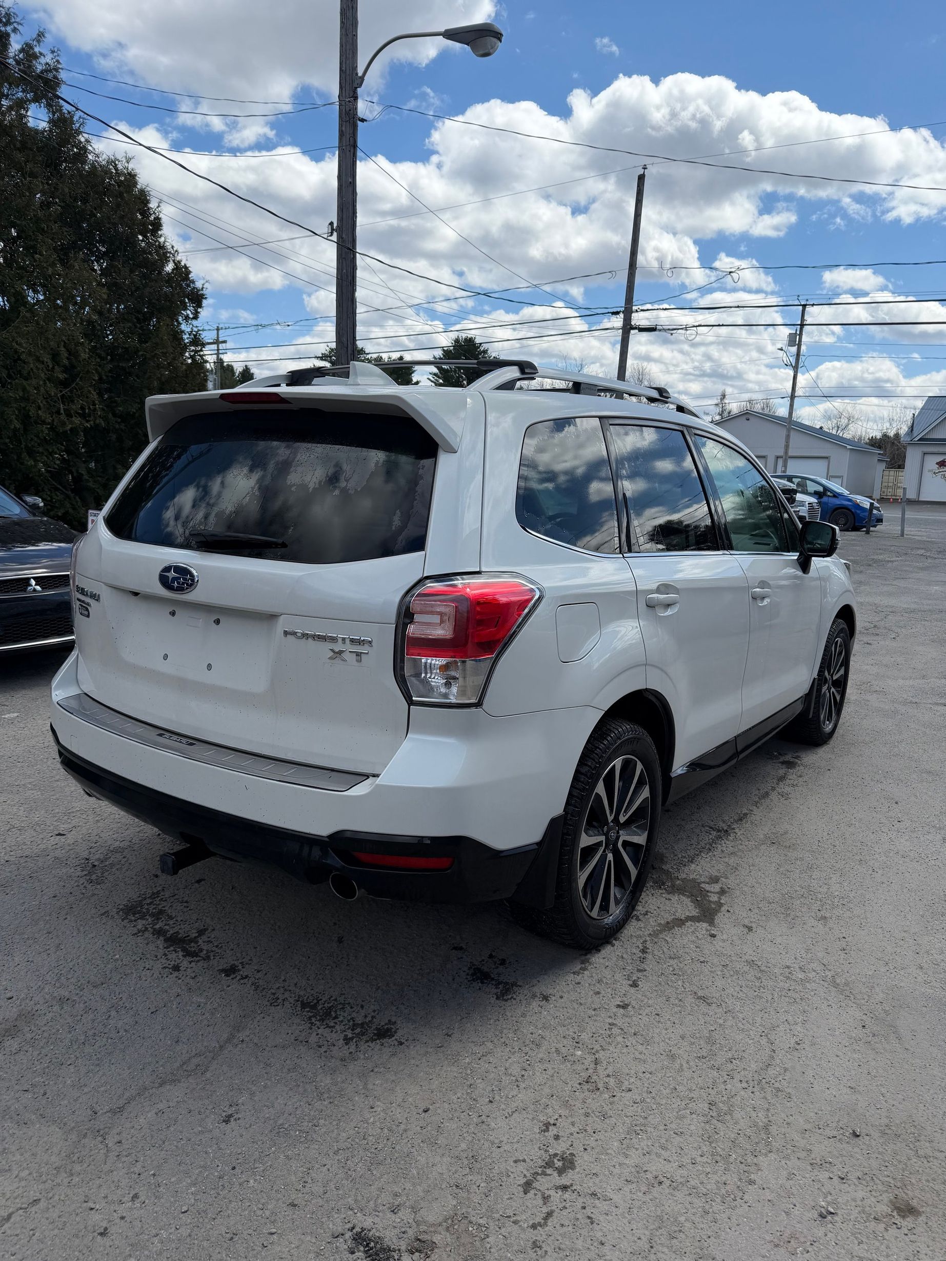 Subaru Forester 2017 - Thumbnail 4