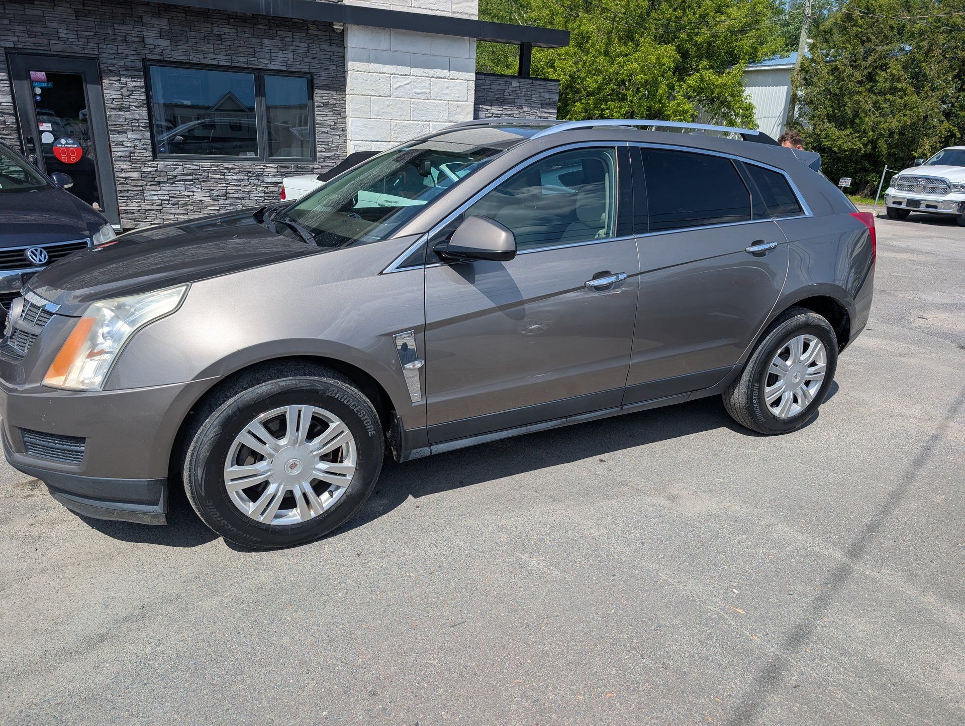 Cadillac SRX 2012 - Thumbnail 2
