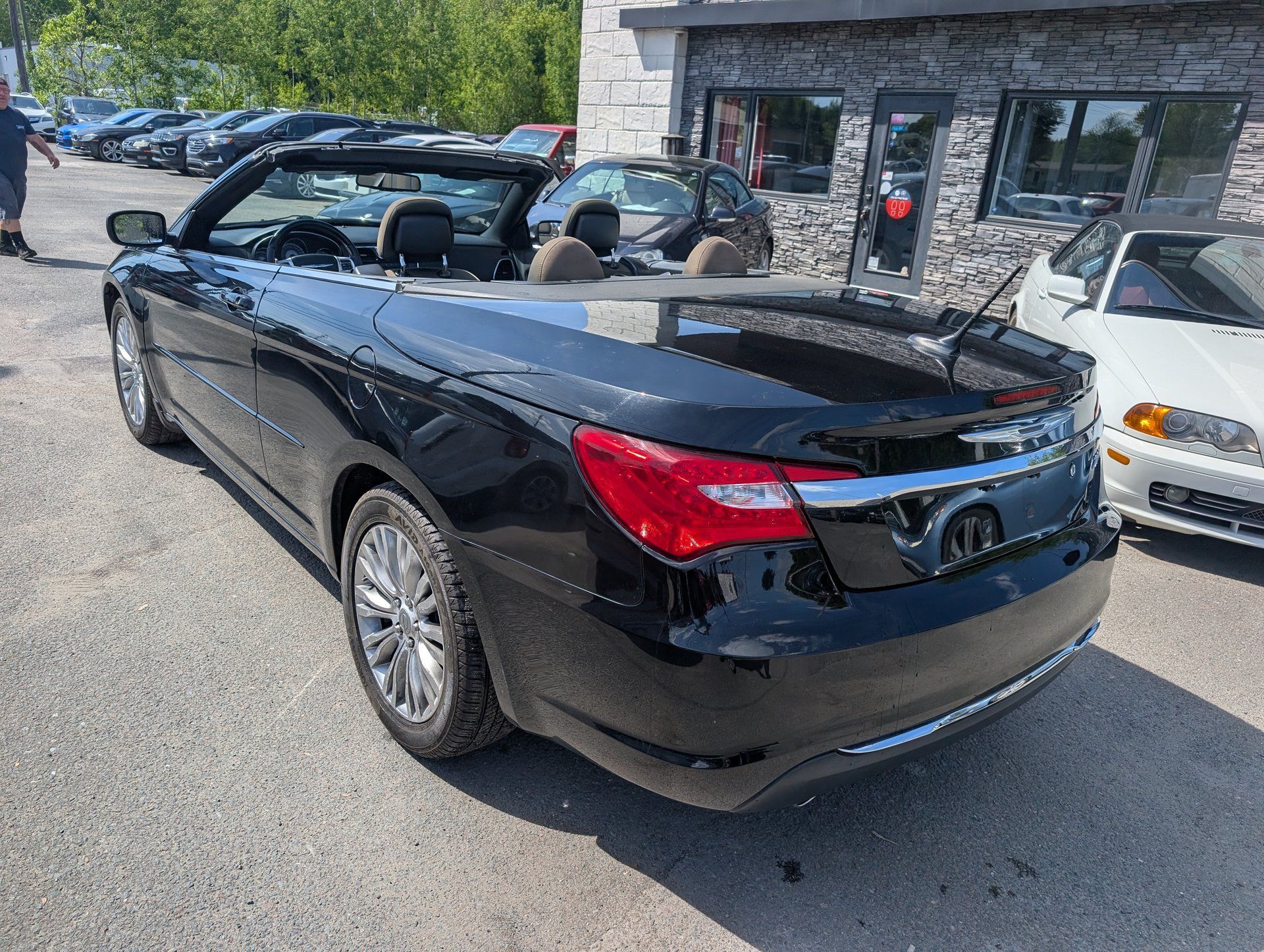 Chrysler 200 2011 - Thumbnail 3
