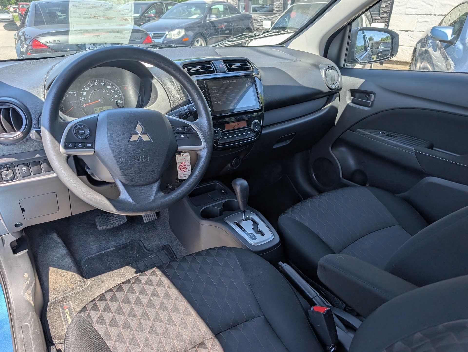 Mitsubishi Mirage 2023 - Thumbnail 10