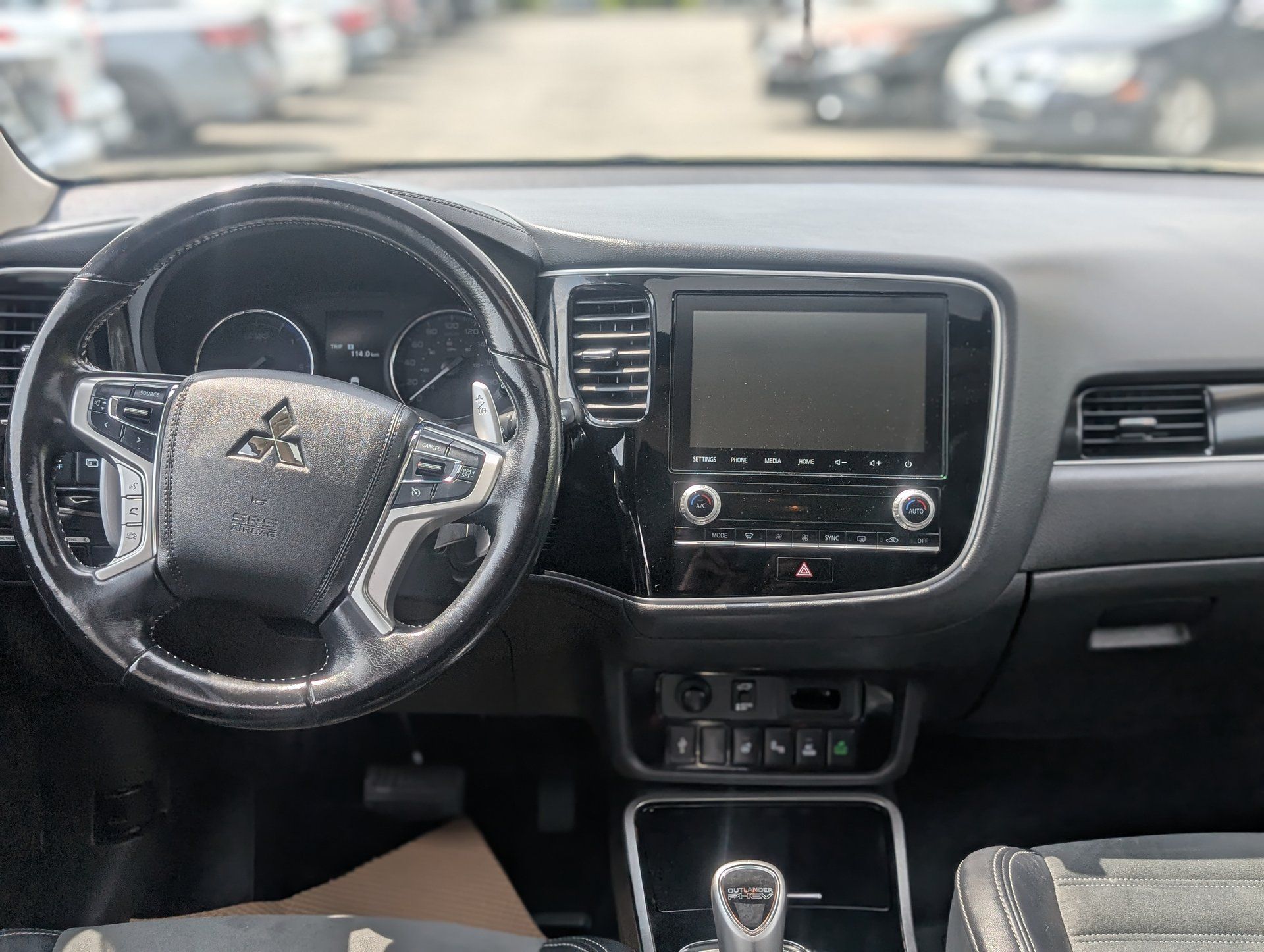 Mitsubishi Outlander PHEV 2022 - Thumbnail 11