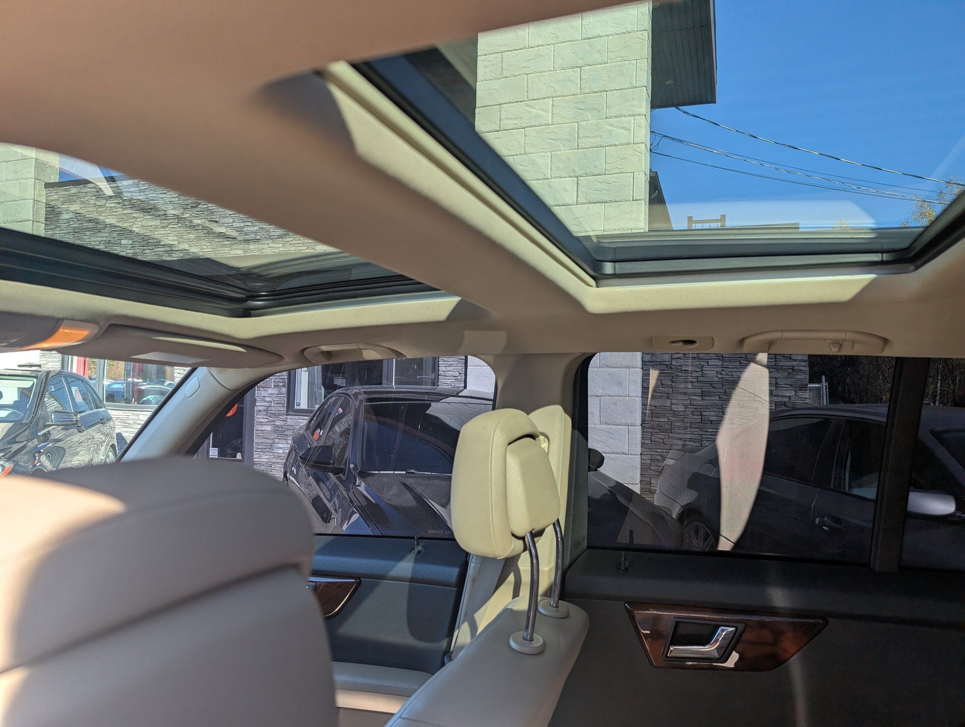 Mercedes-Benz GLK 350 2010 - Thumbnail 11