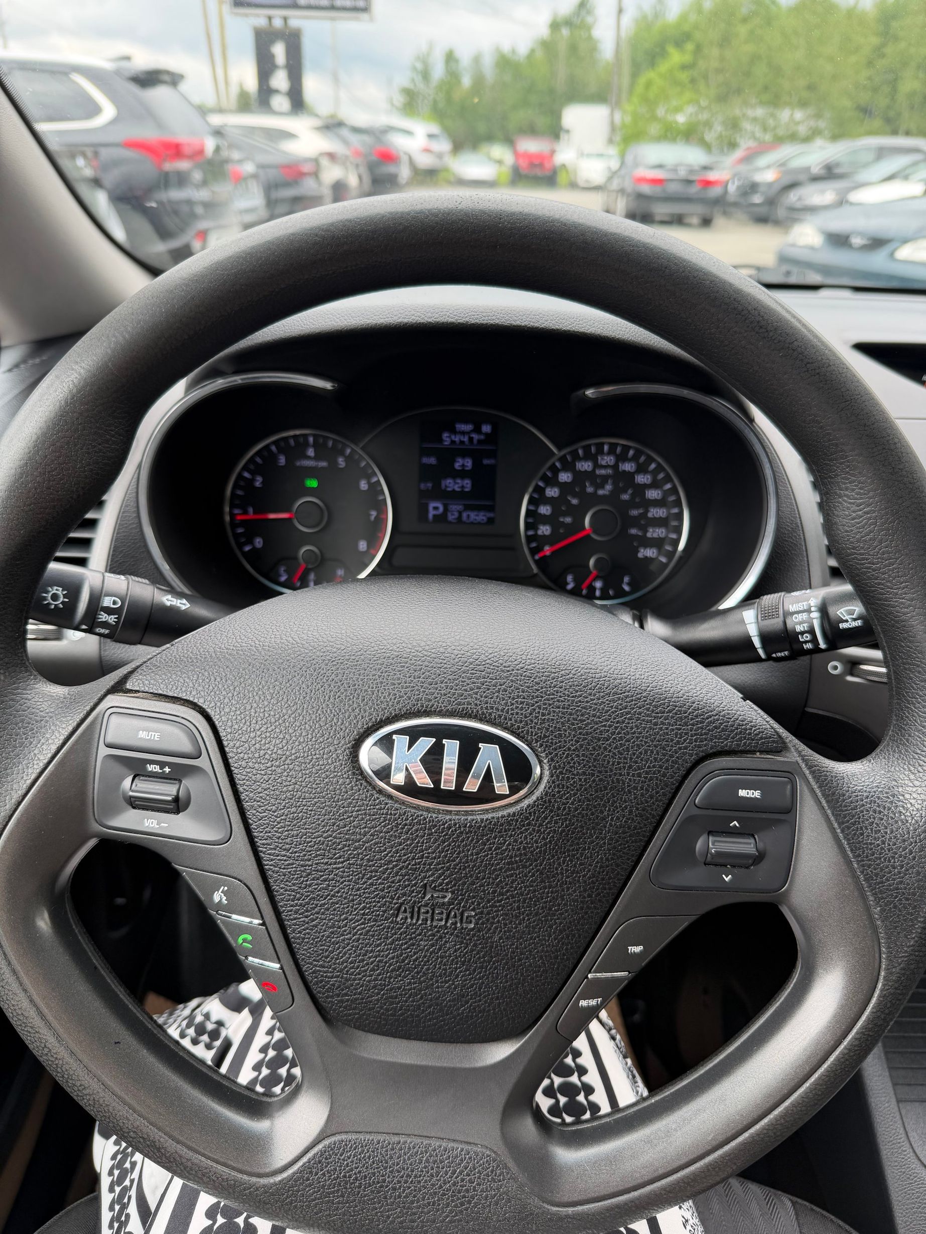 Kia Forte 2015 - Thumbnail 14