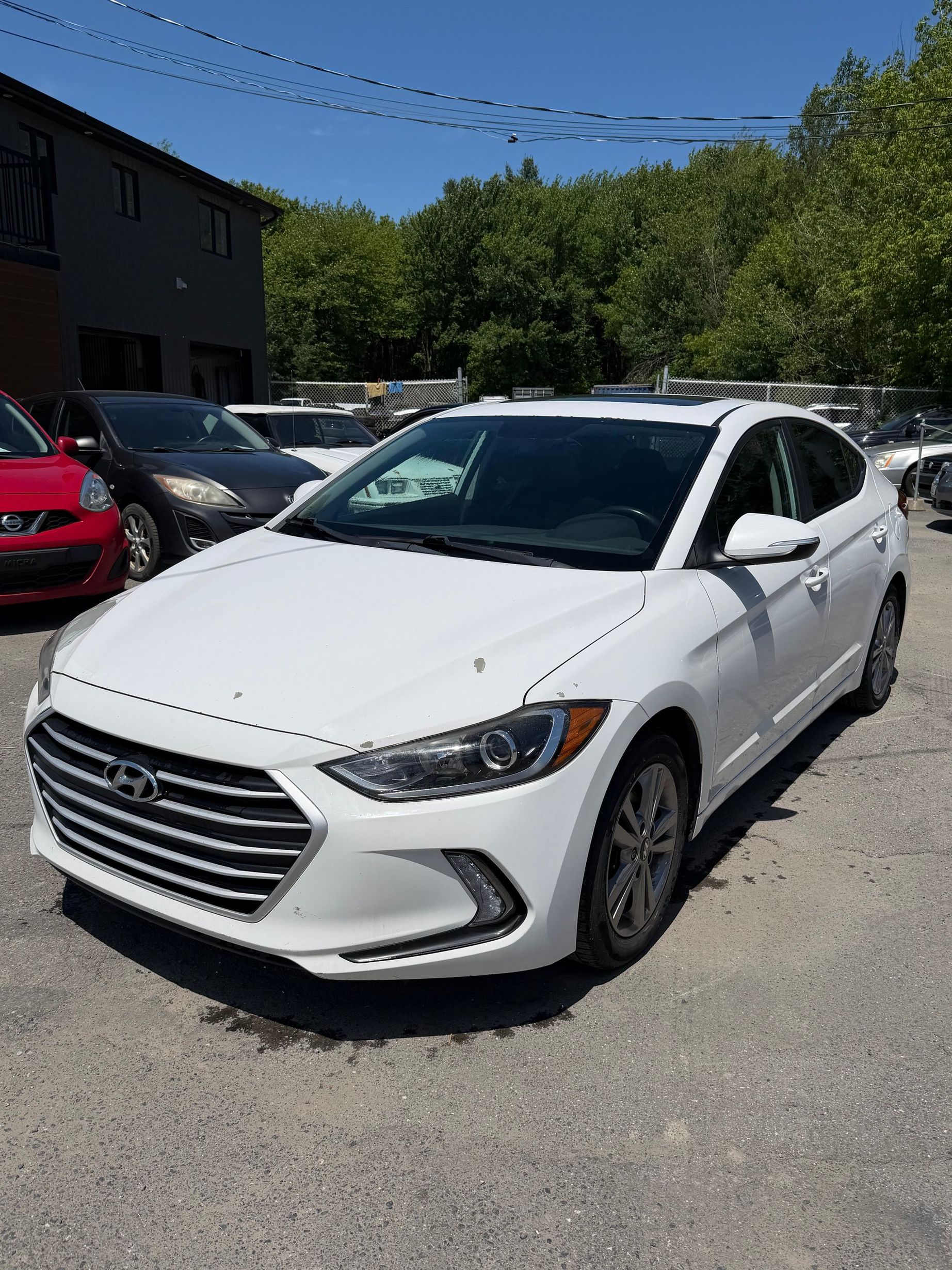 Hyundai Elantra 2018 - Thumbnail 1